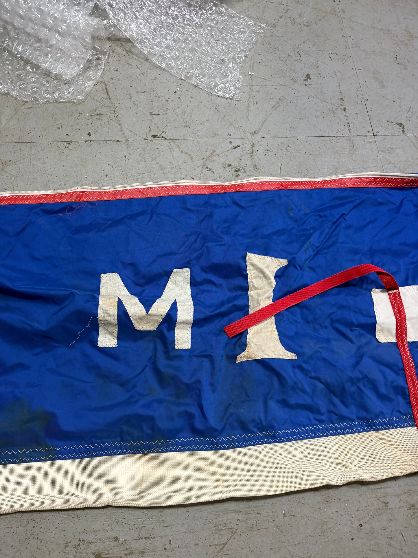 17'3" Length x 29" Wide Sail Bag - Missing Zipper
