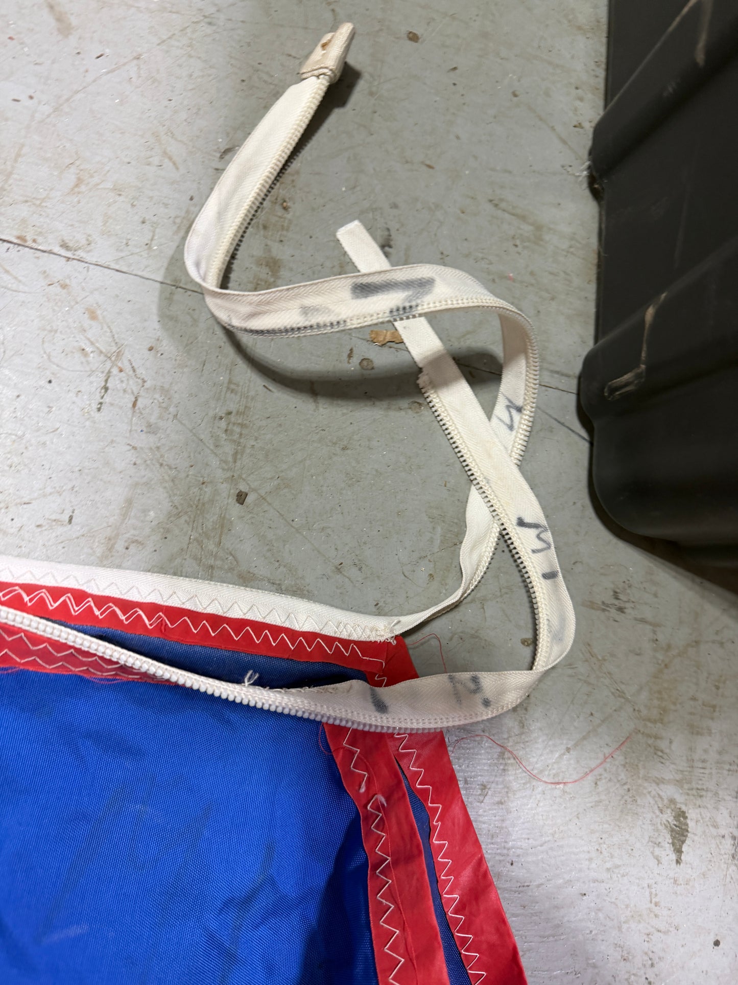 17'3" Length x 29" Wide Sail Bag - Missing Zipper