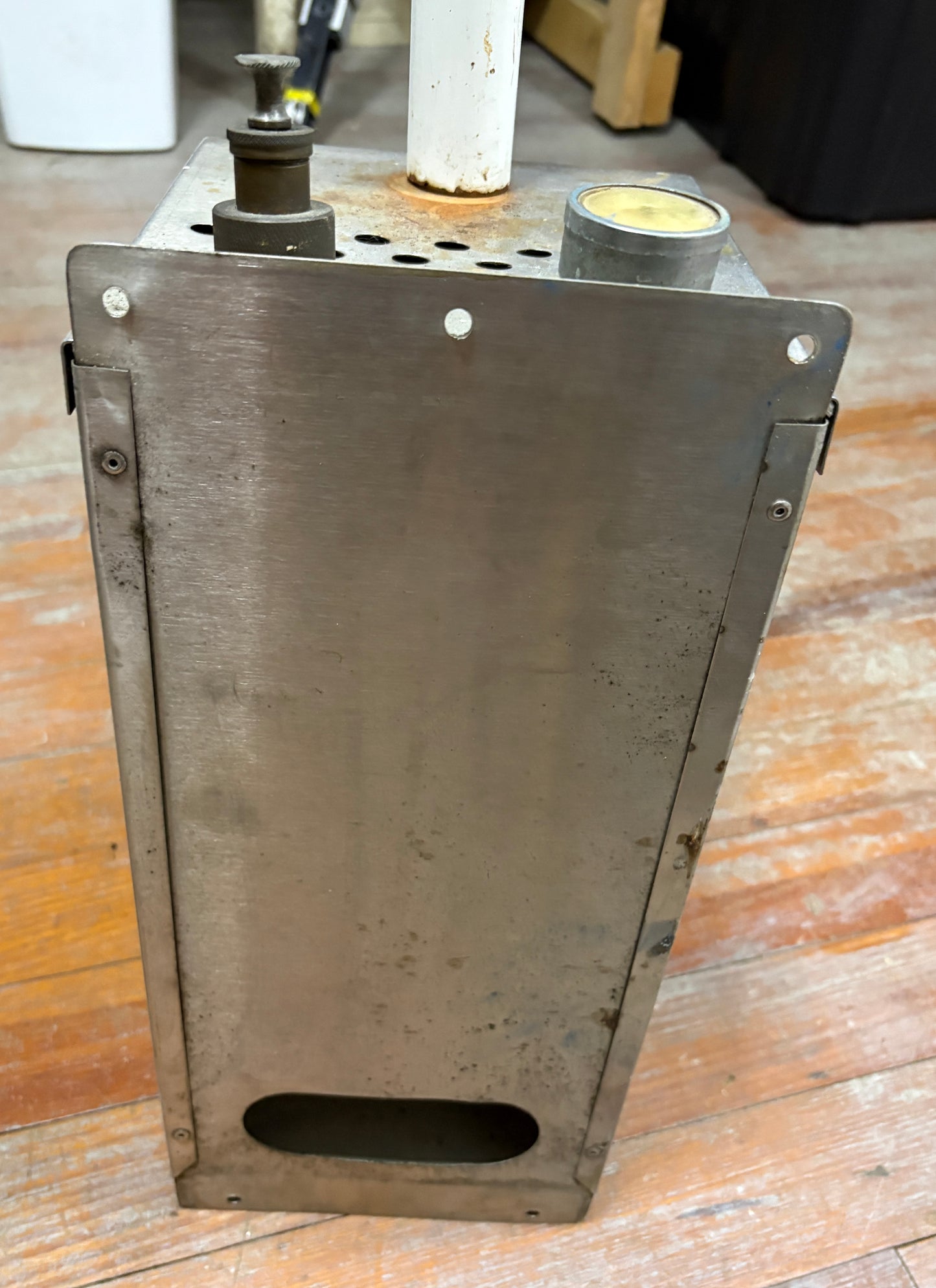 Shipmate Stove off of the Tripp 30
