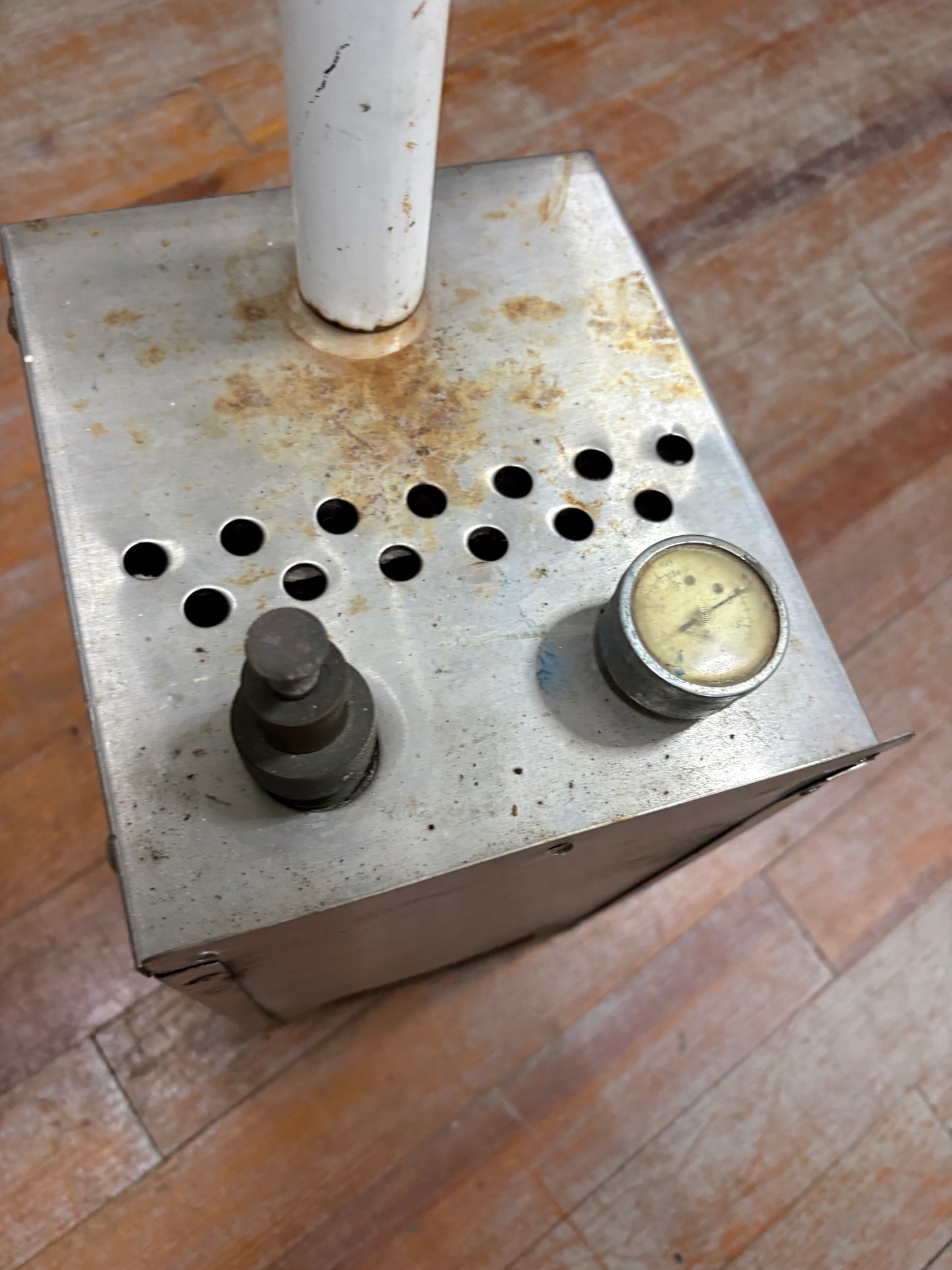 Shipmate Stove off of the Tripp 30