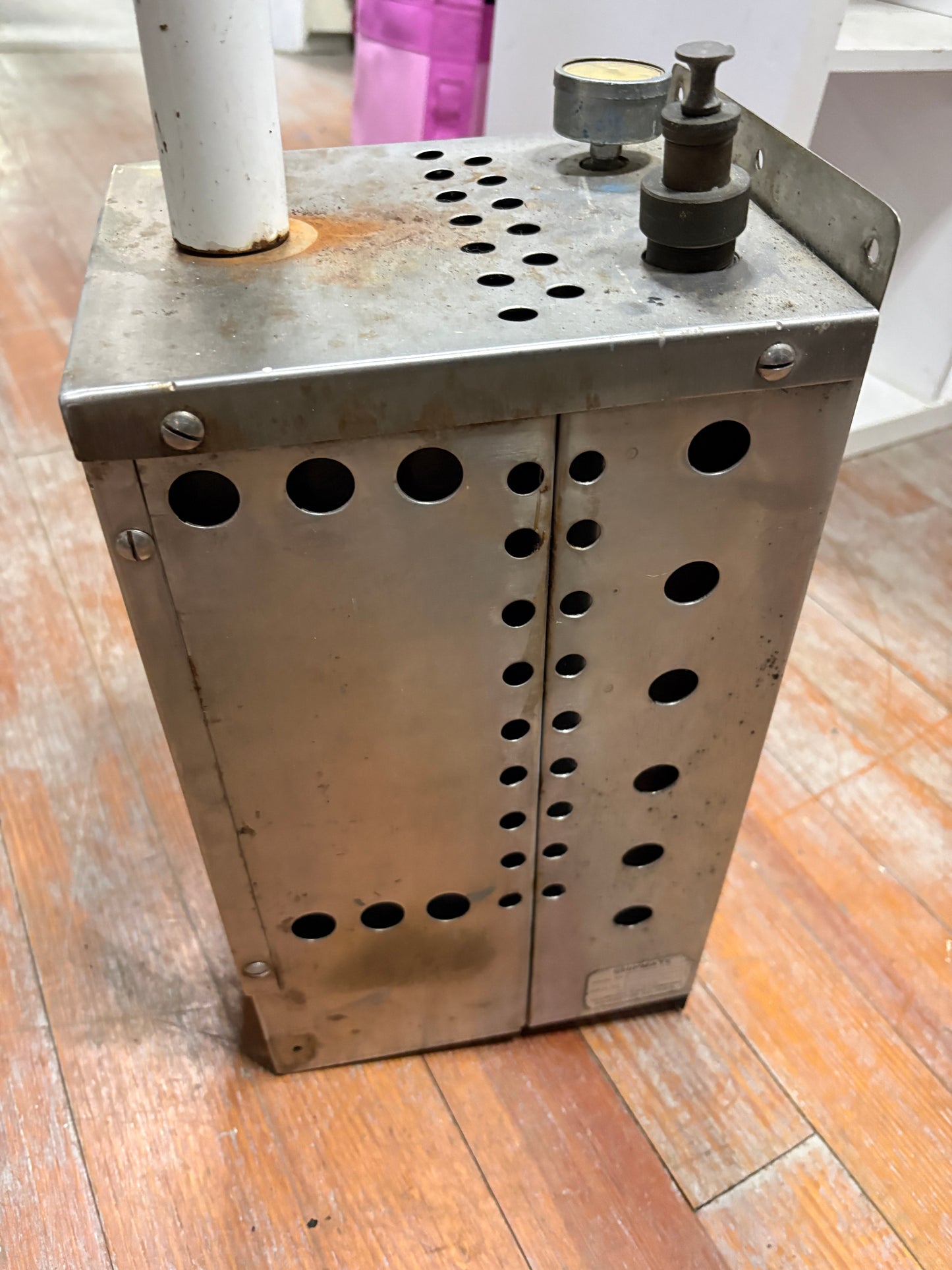 Shipmate Stove off of the Tripp 30