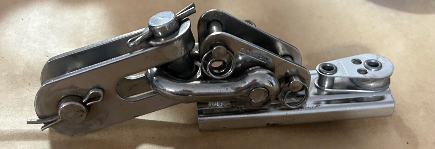 Ronstan Track Car w/ 3” Schaefer Toggle & Mini Block 1-1/8” Track