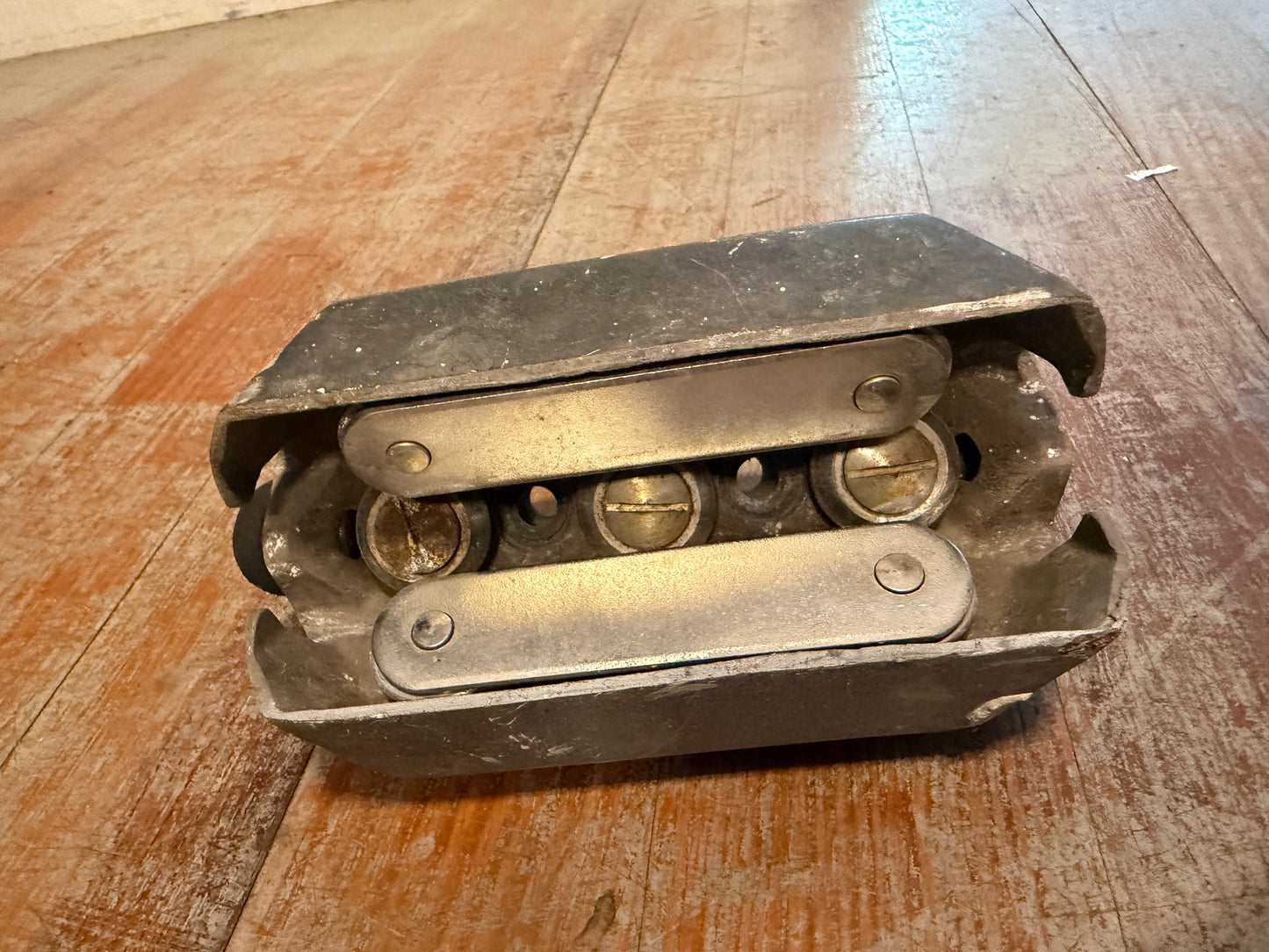 Lewmar X Track / Traveler Car - 1 3/8" Track