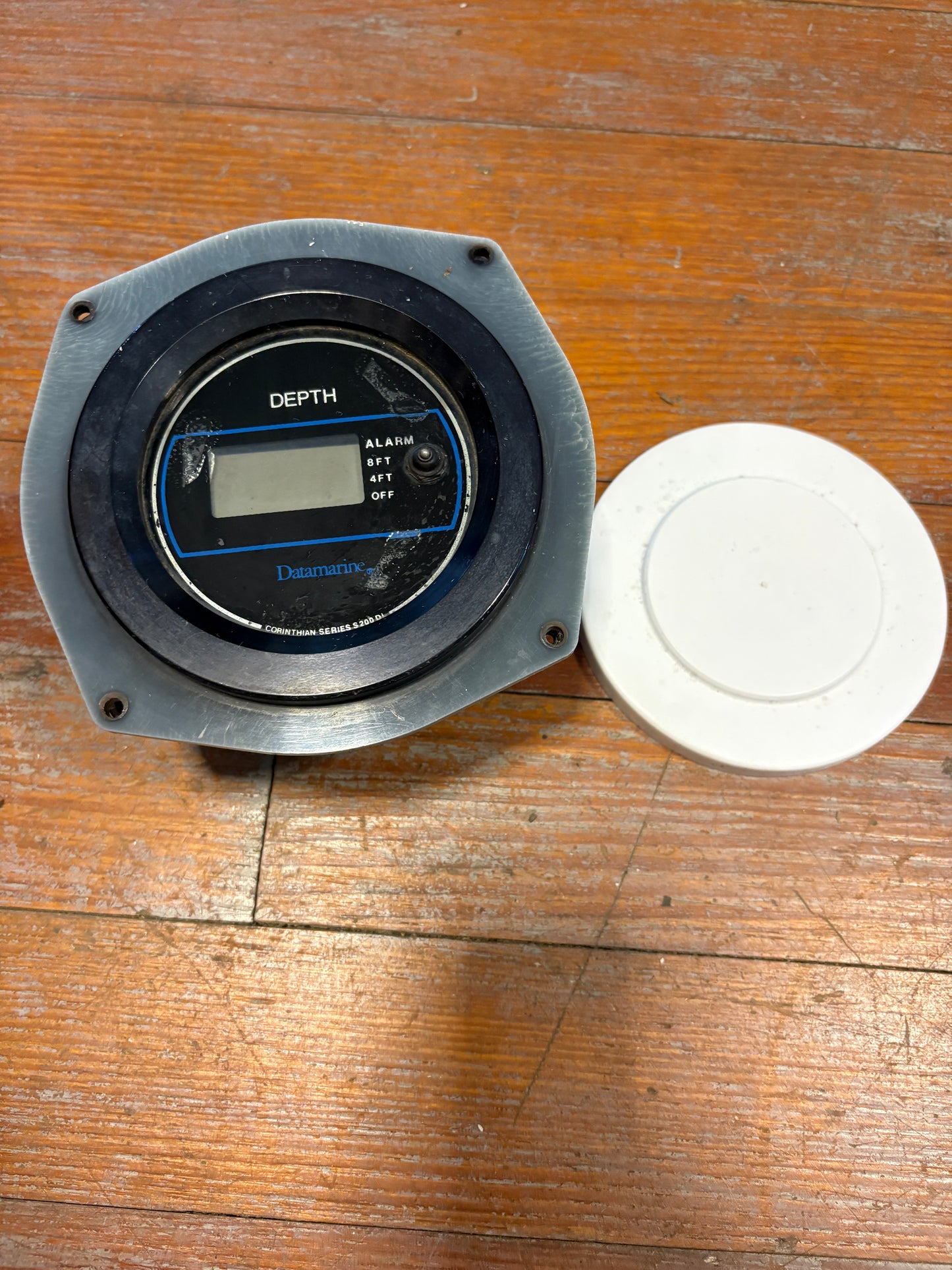 Datamarine Depth Display Model S200DL