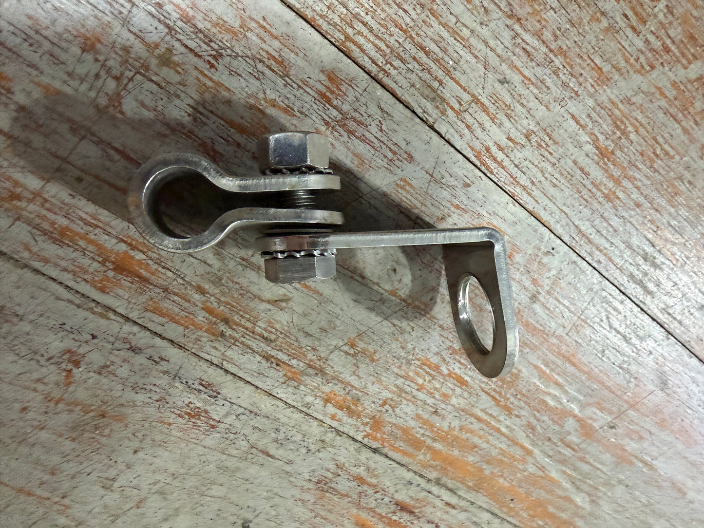 Magma L Bracket & Clamp Assembly - NEW