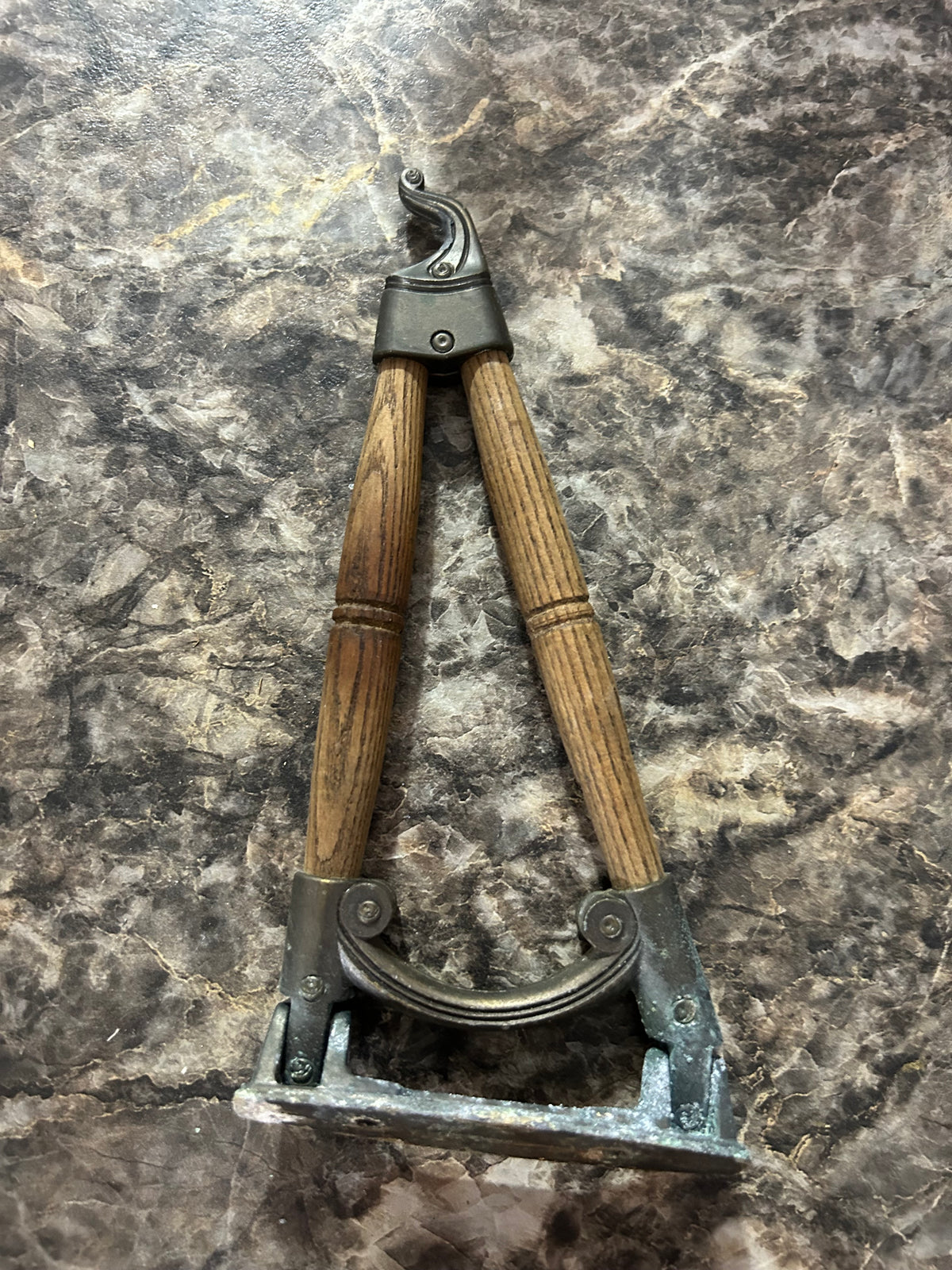 Swivel Wall Hanger Wood Cast Iron Hook 7” Projection