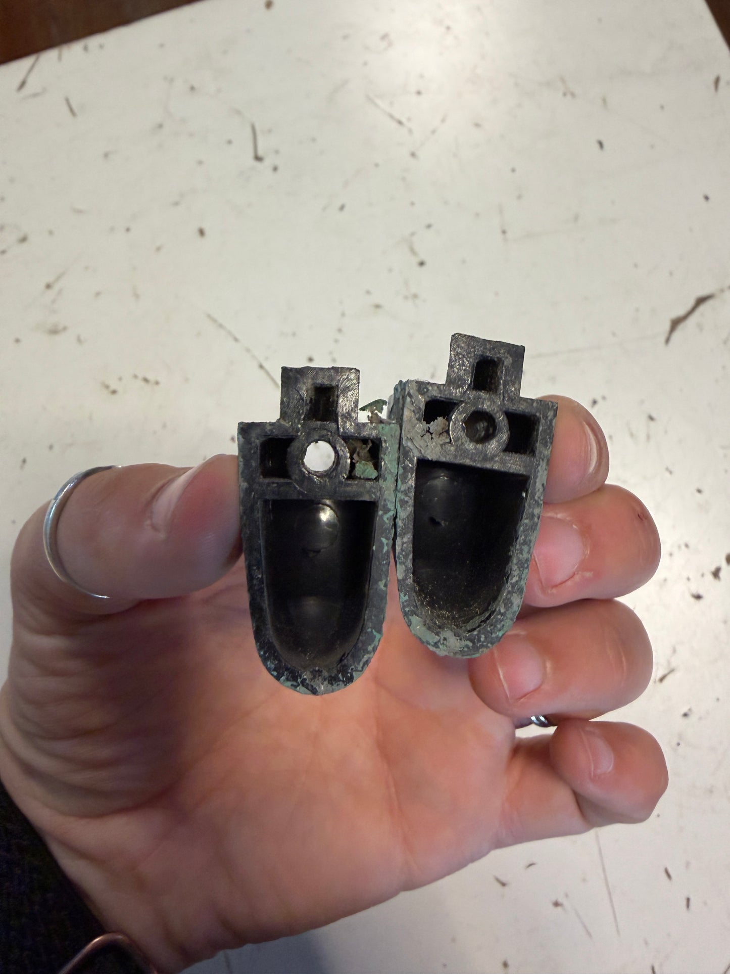 PAIR FICO FIG839 - 3/4" Track Ends