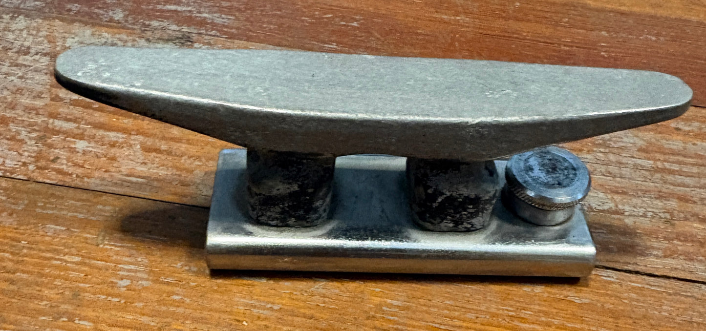 Aluminum 5 3/4" Cleat on  1 5/16" Track Car with screw top