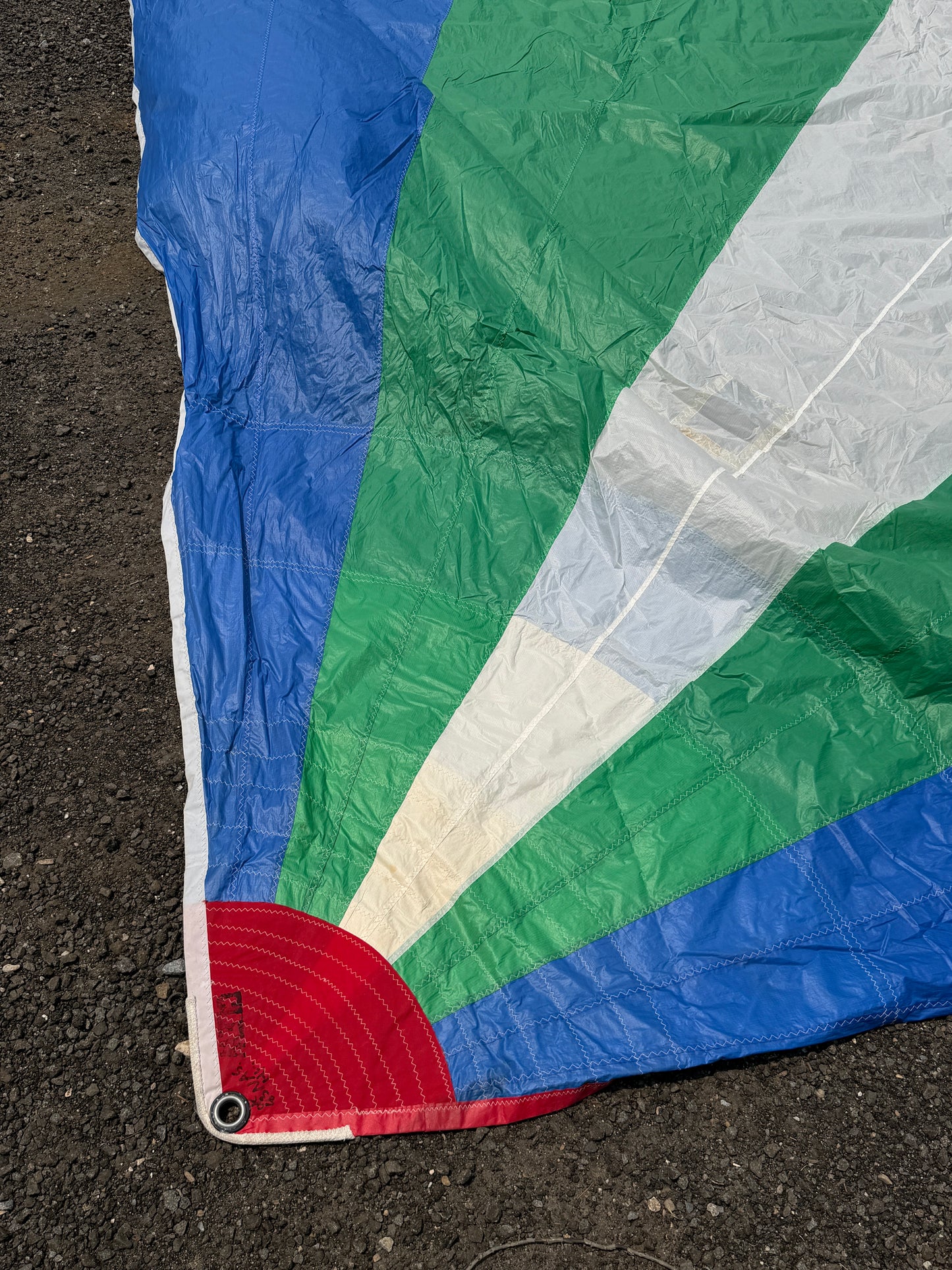 .75oz Symmetrical Spinnaker - 33'8" x 33'8" x 20'7" - J30