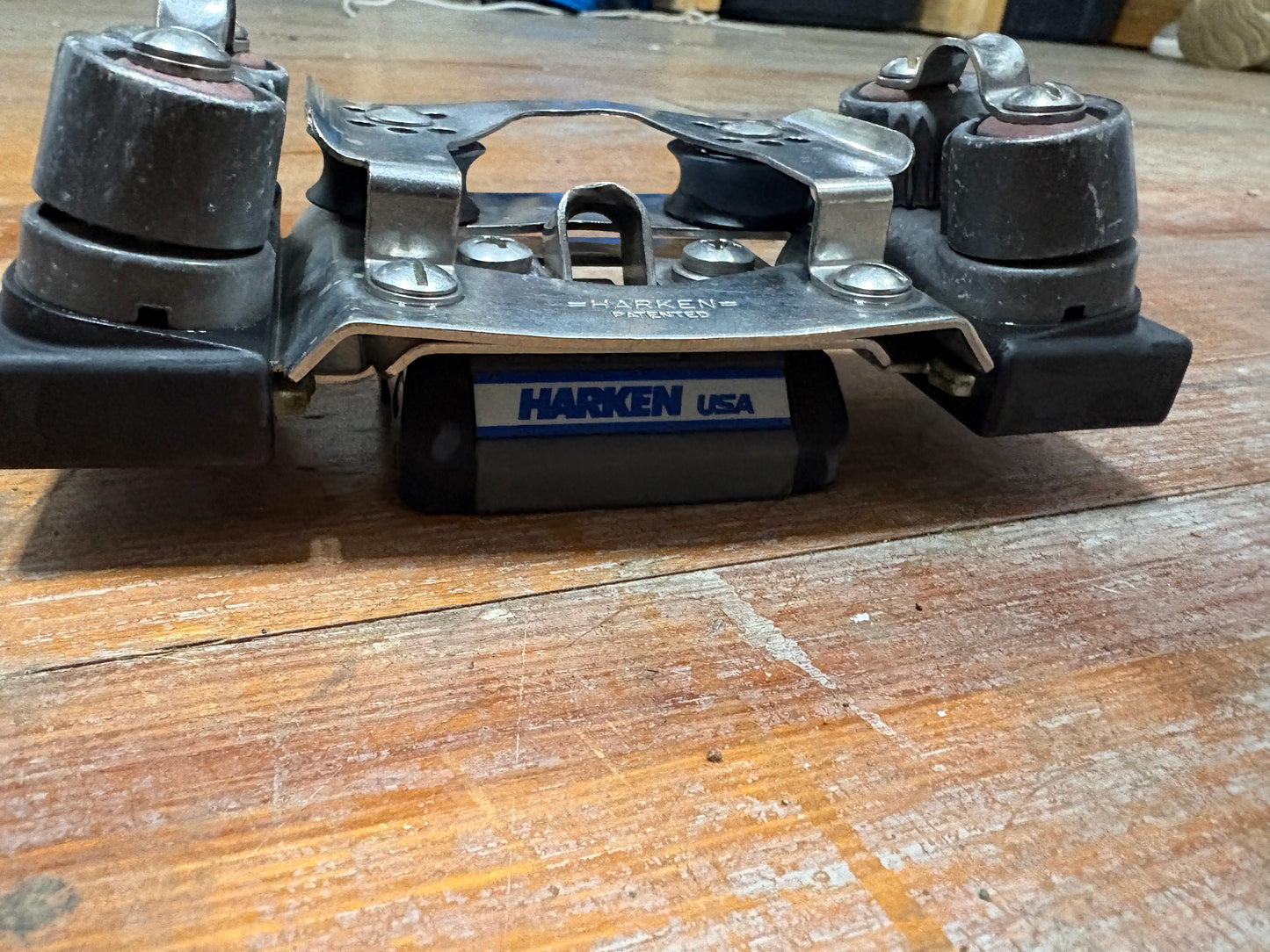 Harken Windward Sheeting Track / Traveler Car 13/16" Track