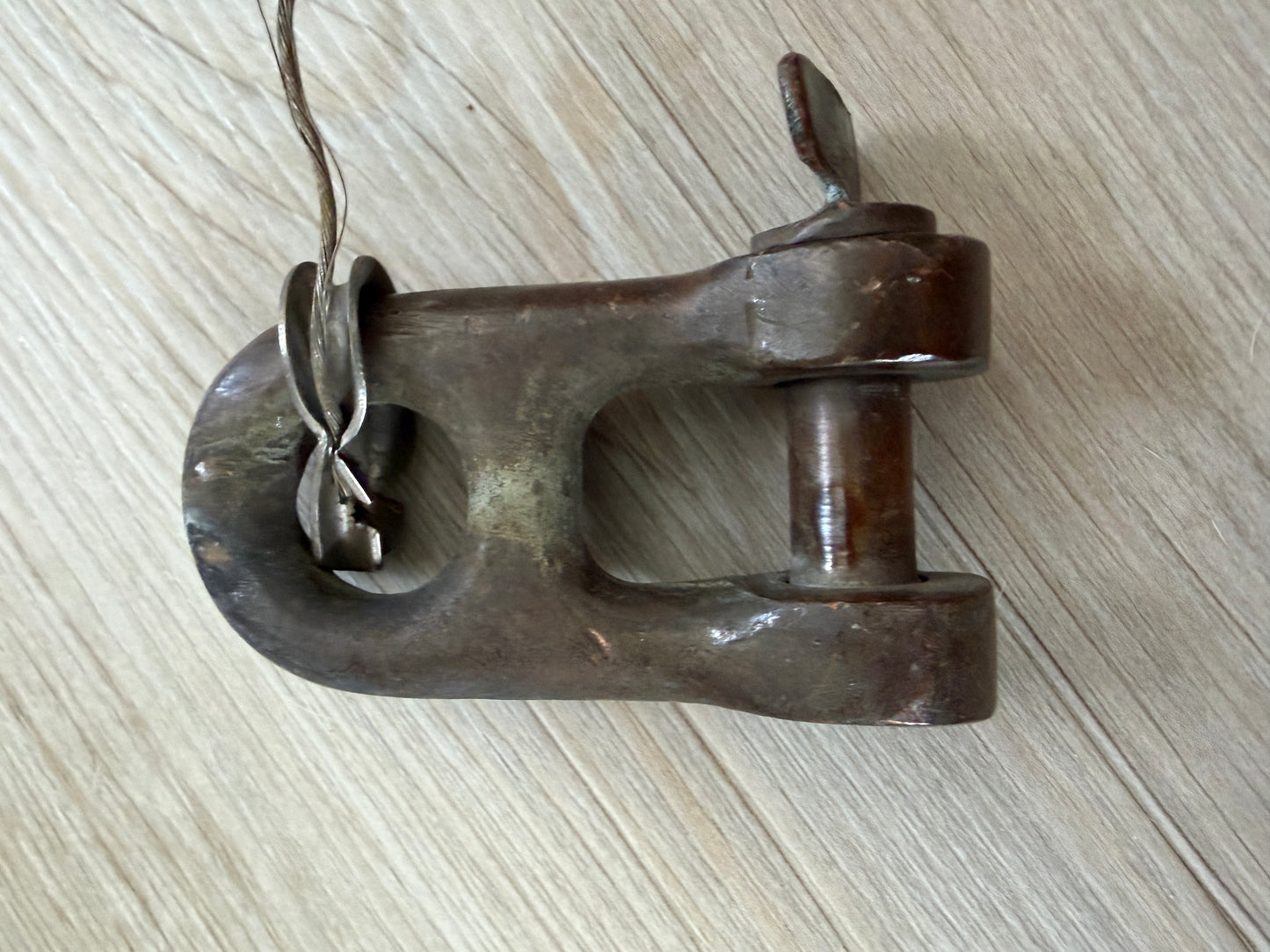 Solid Bronze Halyard Shackle - 7/16" Pin Diameter