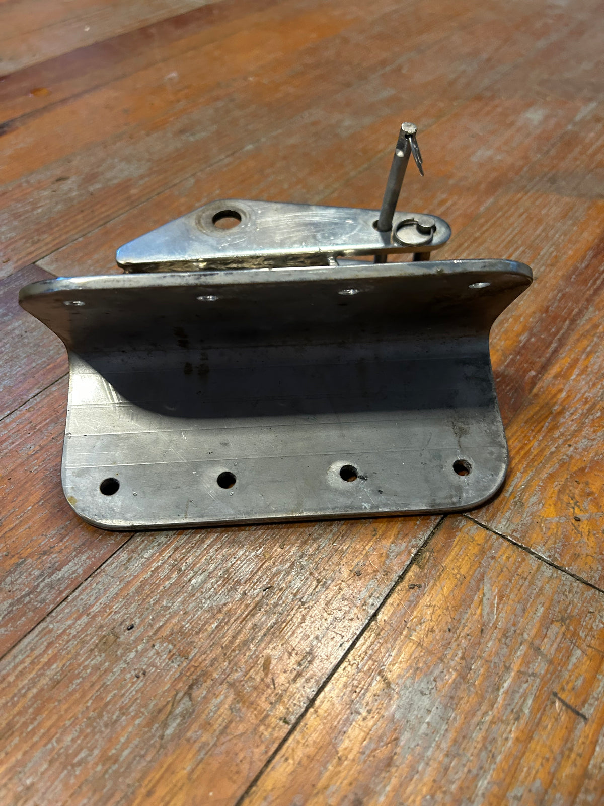 Boom Gooseneck Fitting w/ Mounting Bracket