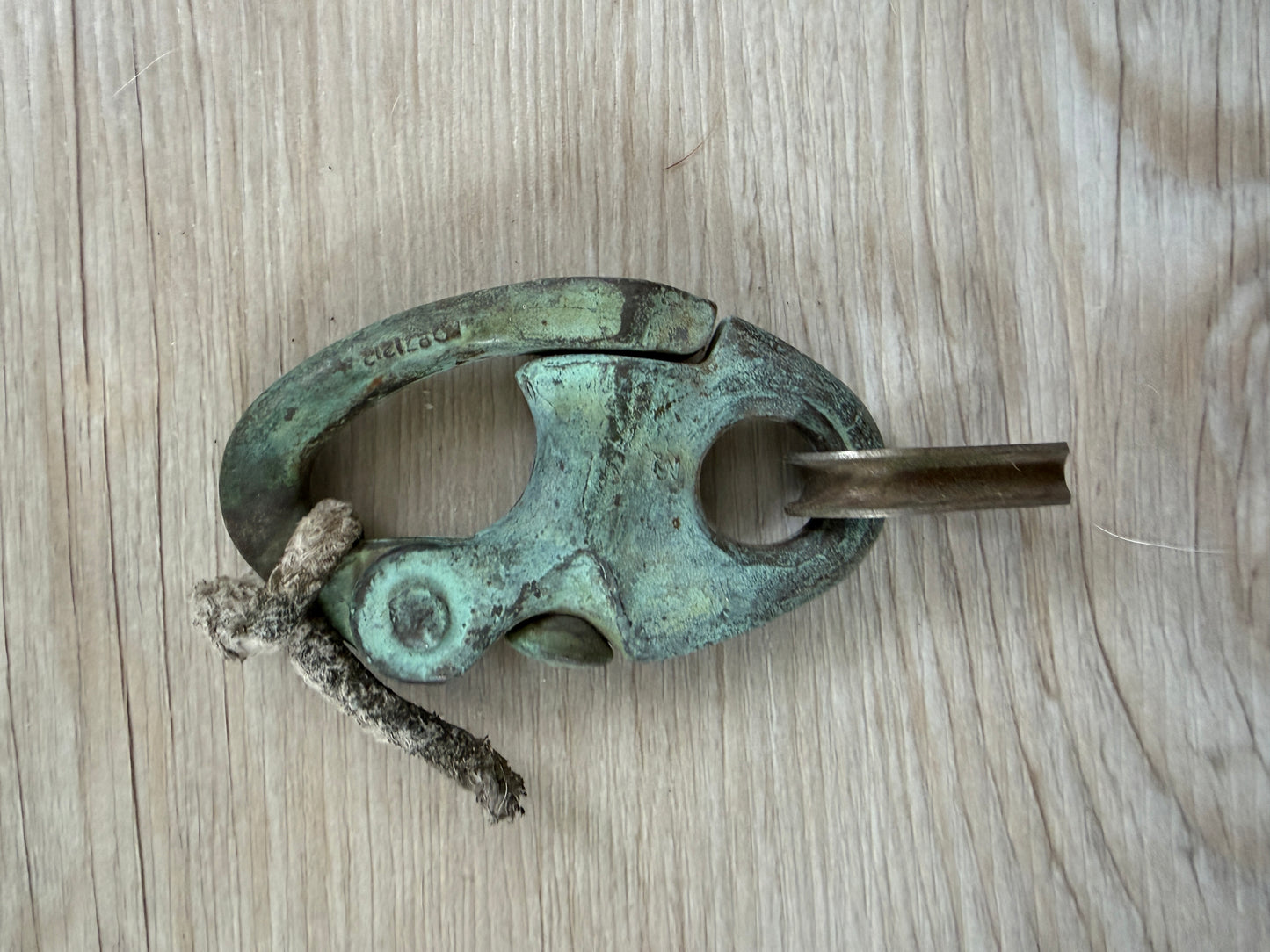 B&A #3 Solid Bronze Fixed Bail Shackle - 9/16" Eye