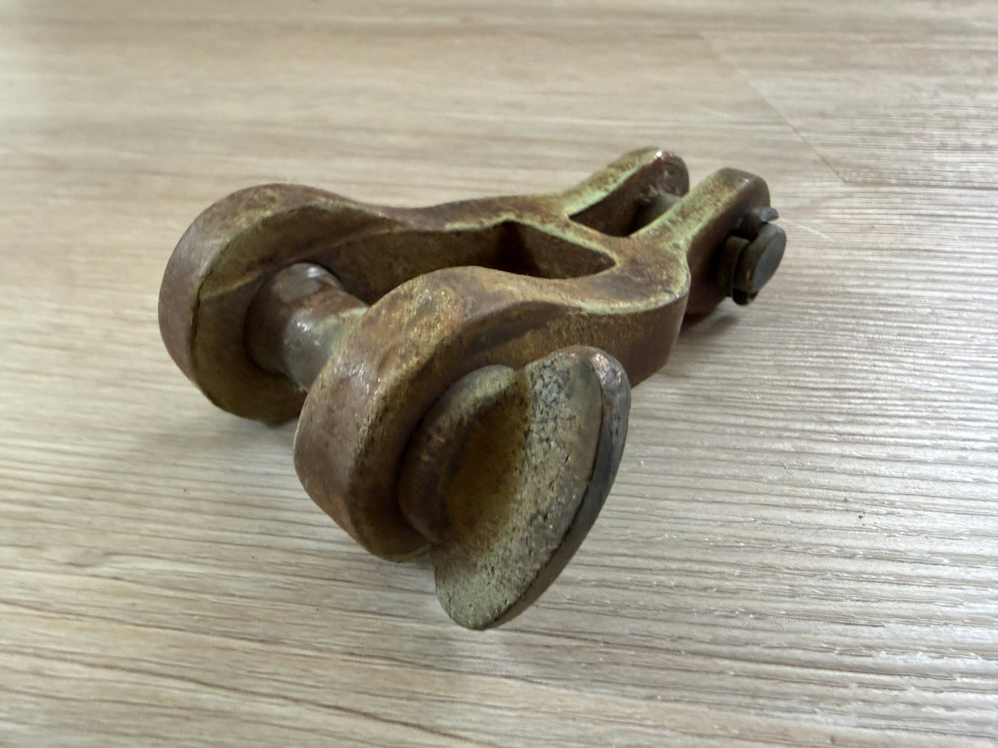 Bronze Forked Bail Halyard Shackle - 9/16" Pin Diameter