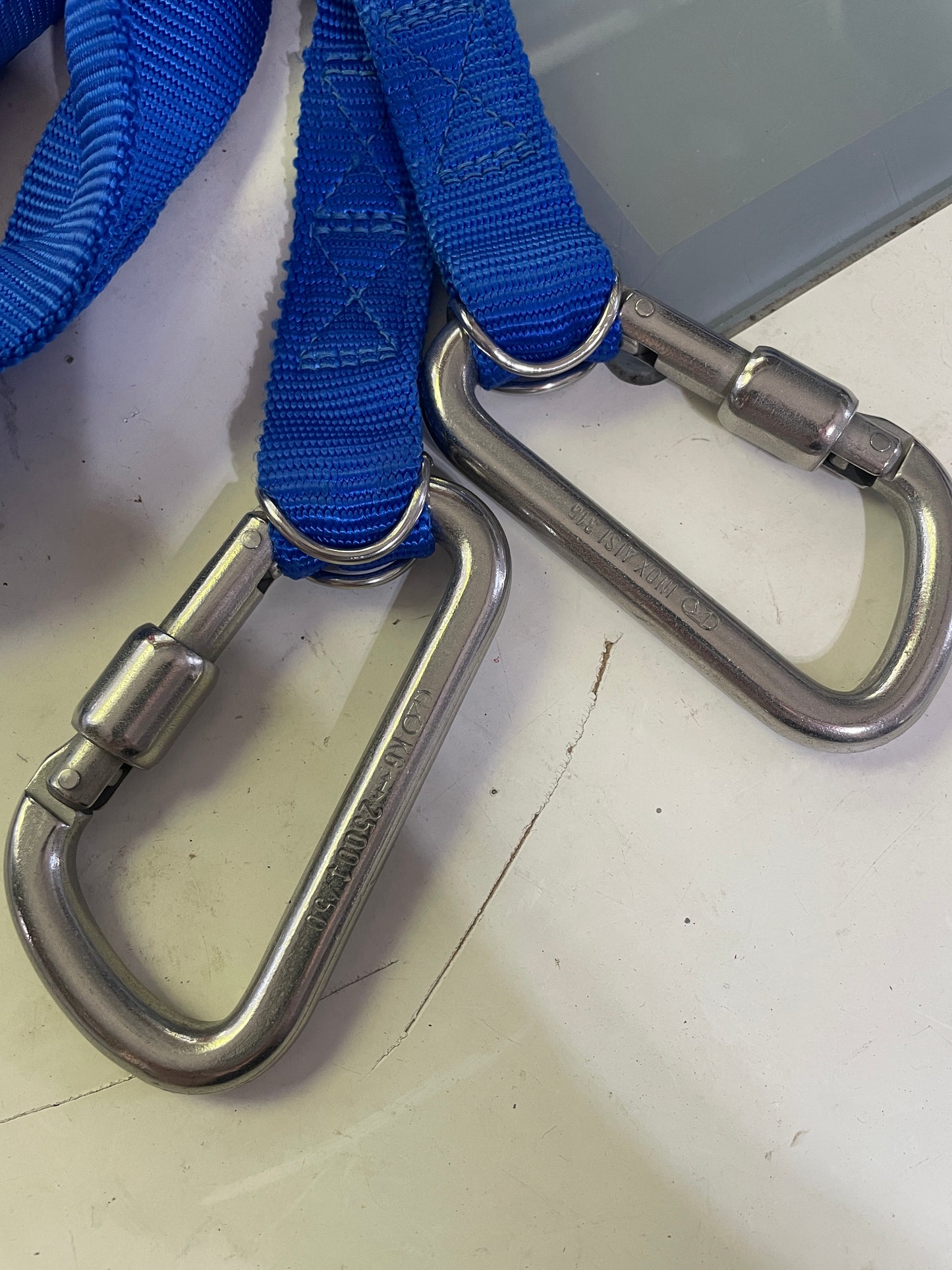West Marine Standard Safety Tether - Locking Carabiners