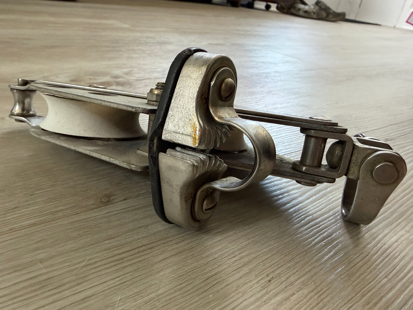 Schaefer Swivel Fiddle Block With Cam Cleat & Becket - 7/16" Line
