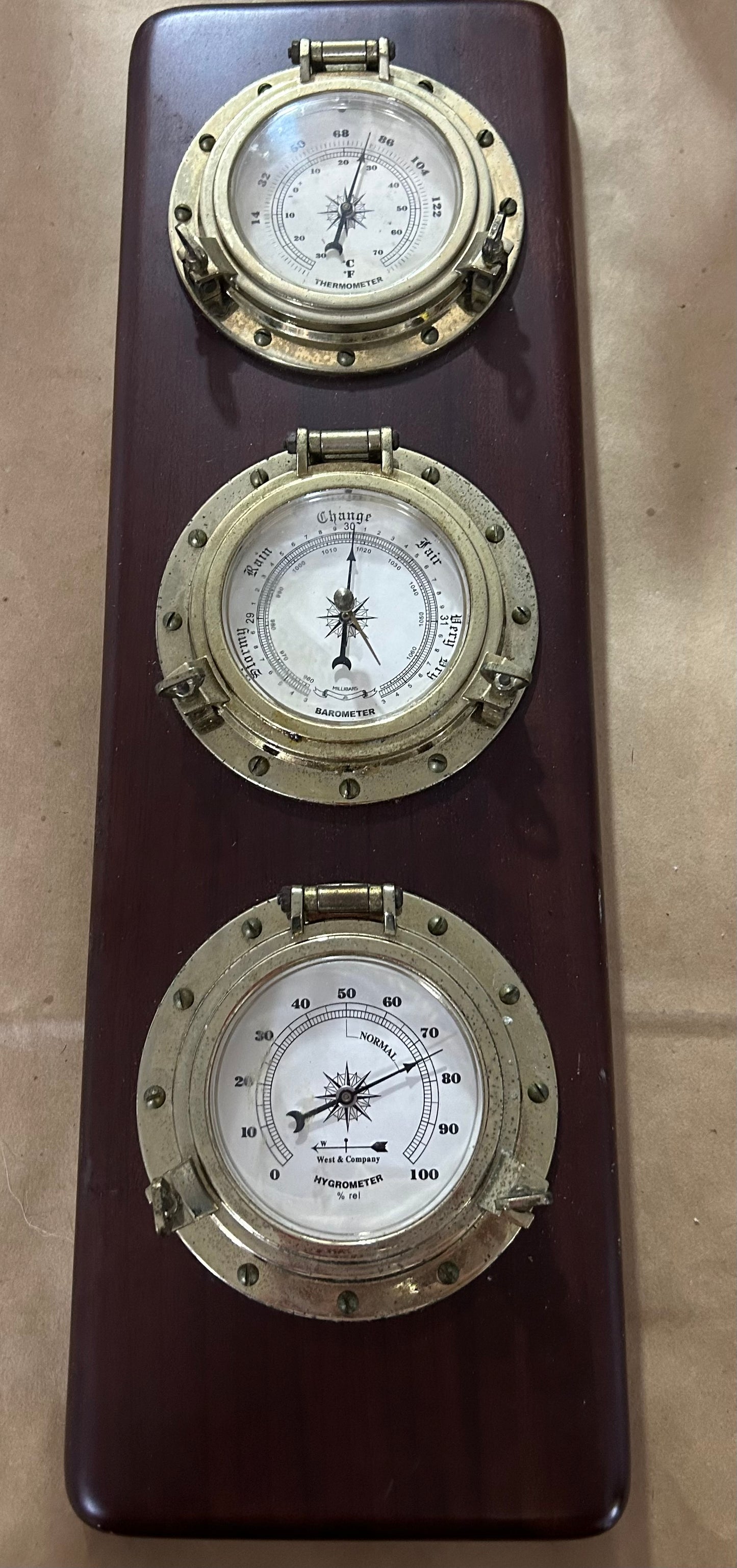 West & Company Weather Station – Thermometer, Barometer & Hygrometer