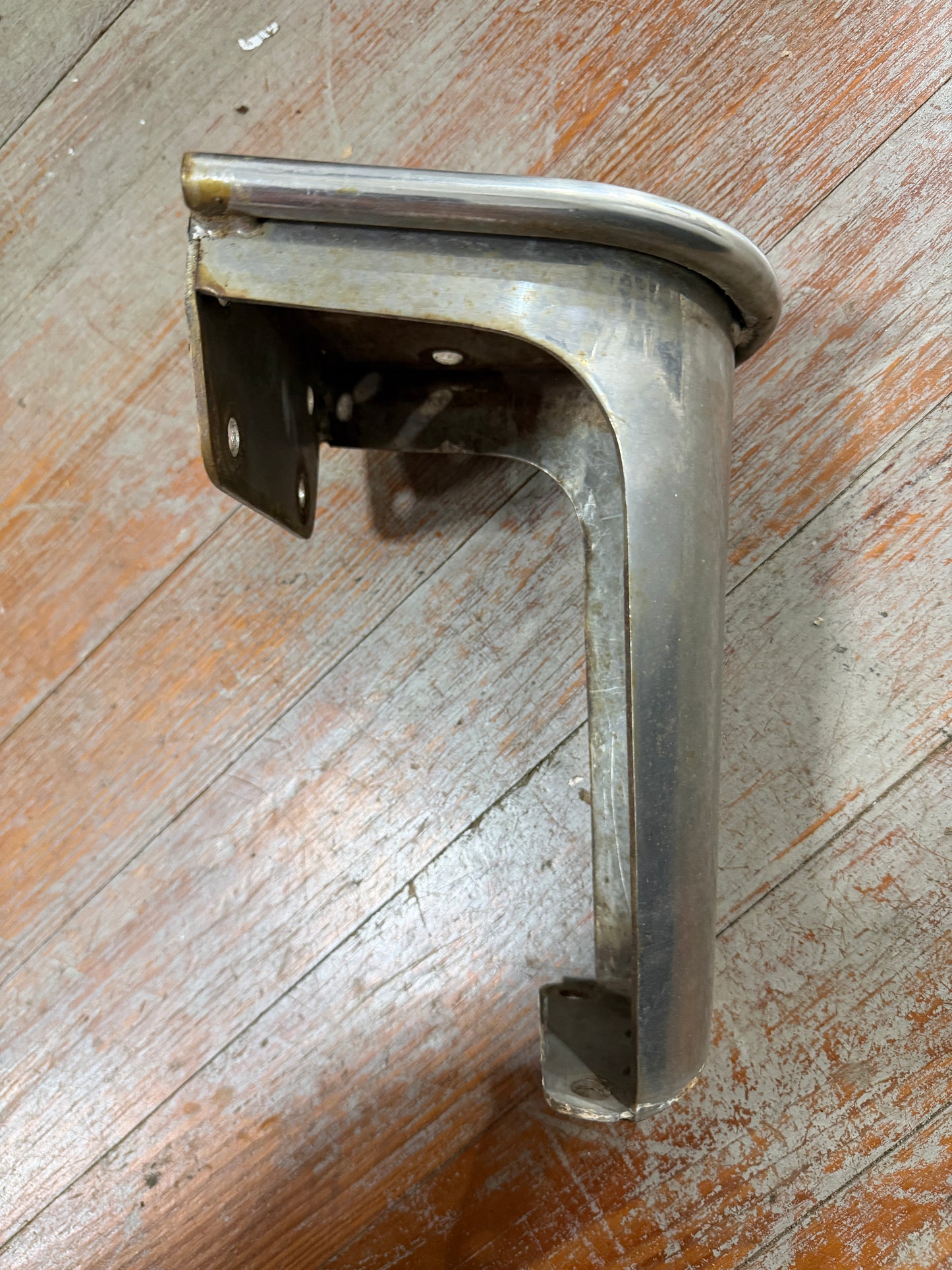 Stainless Steel Combing Mount - 9" Length