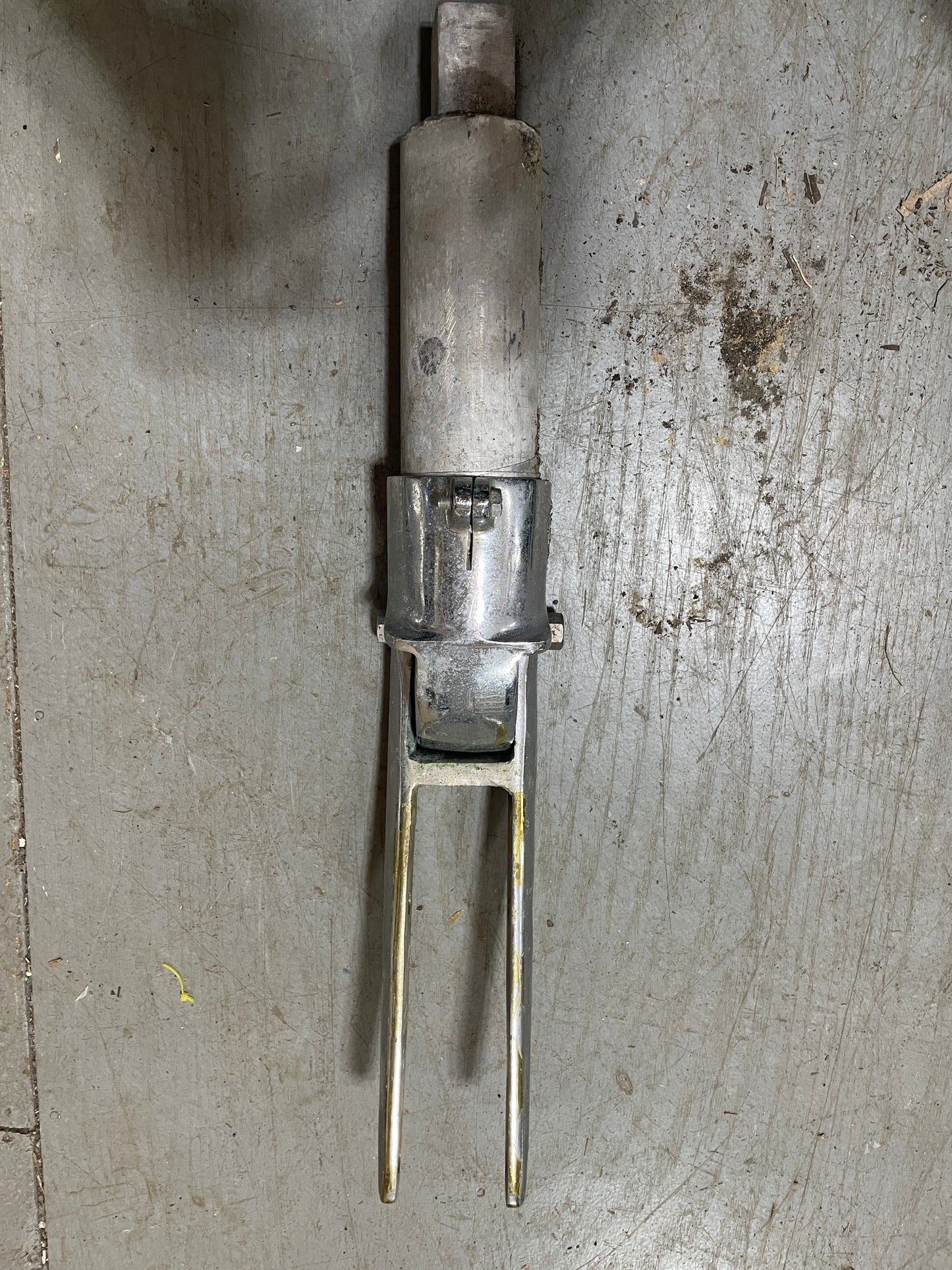 Irwin 10/4 Tiller Hardware AND Rudder Post -- #8