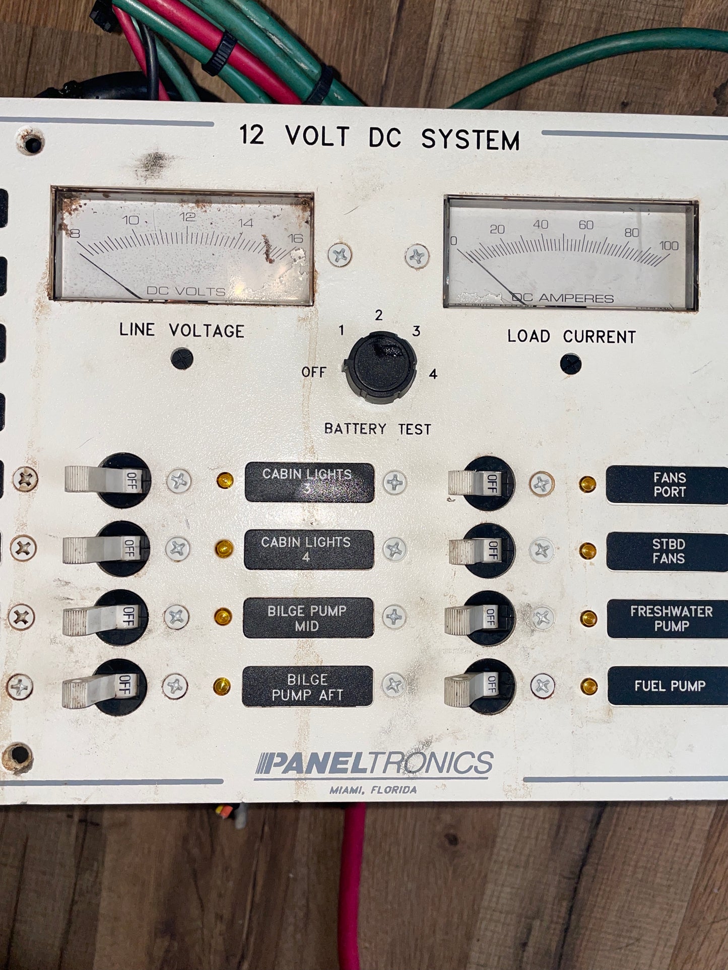 Paneltronics 24 Switch 12 Volt DC Panel