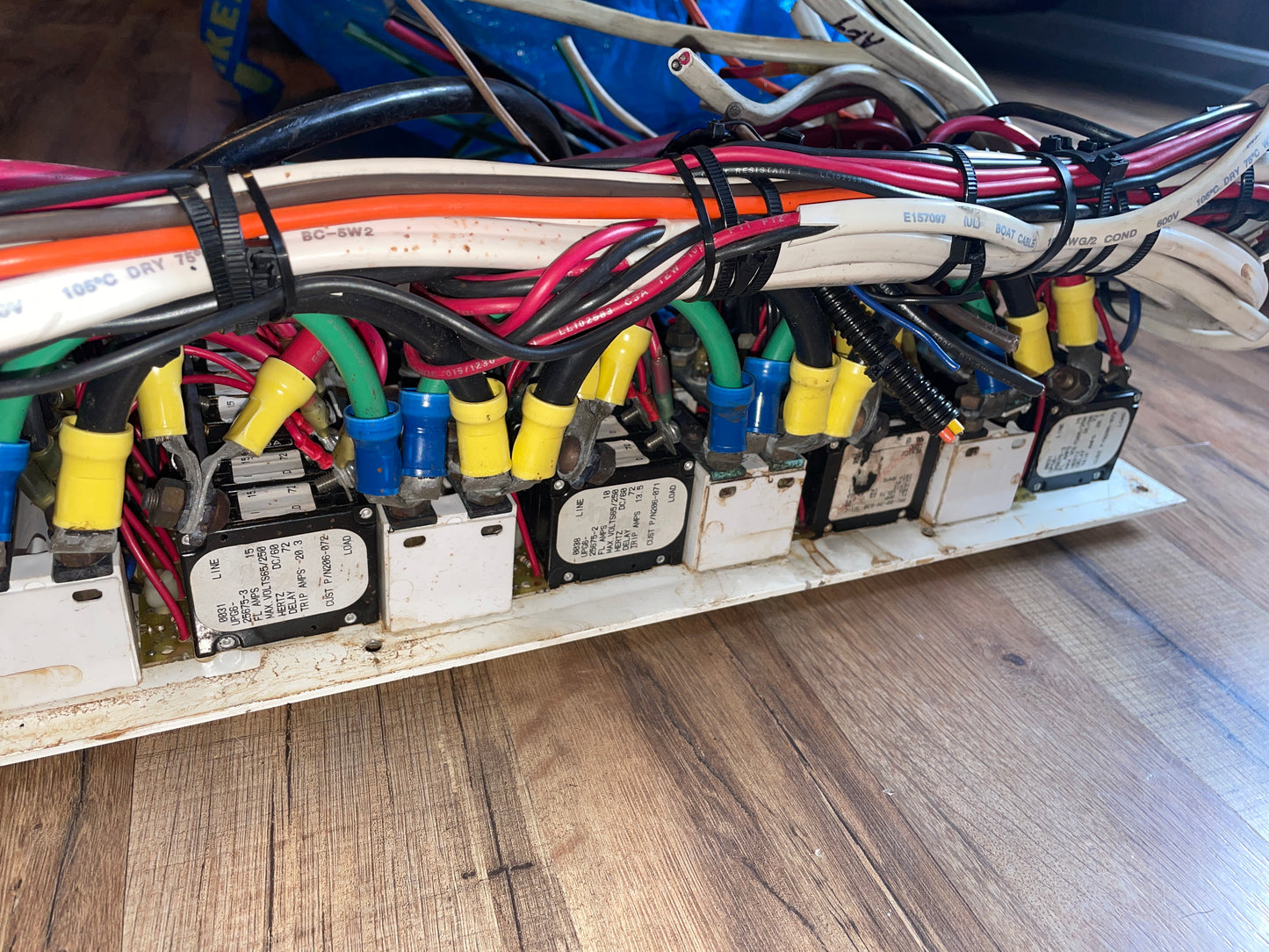 Paneltronics 24 Switch 12 Volt DC Panel