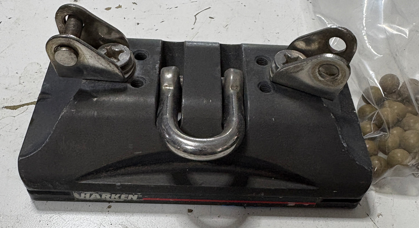 Harken Track / Traveler Car with Ball Bearings 1 1/2" Track