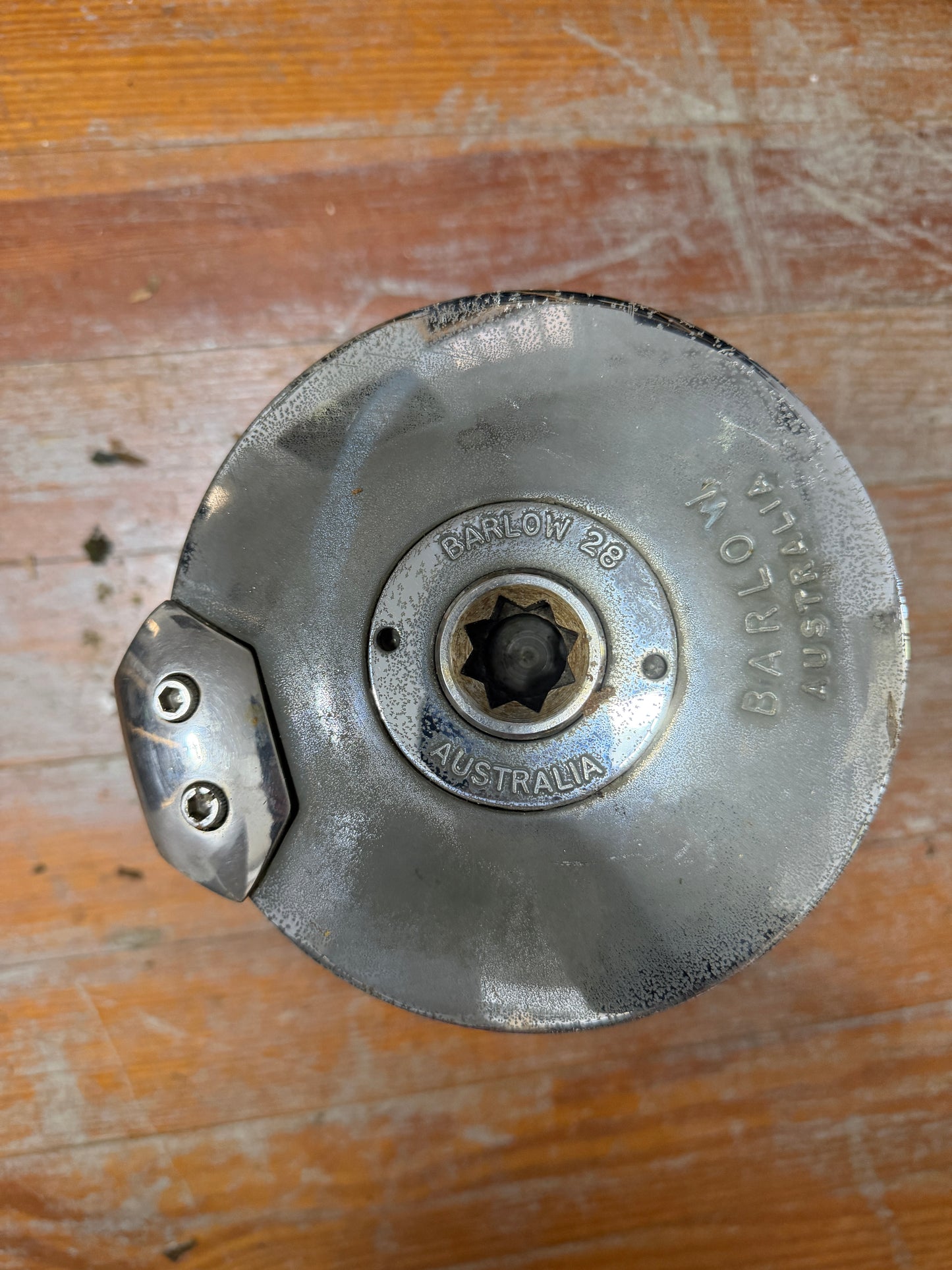 Barlow 28 Self Tailing Two Speed Winch - Columbia 43
