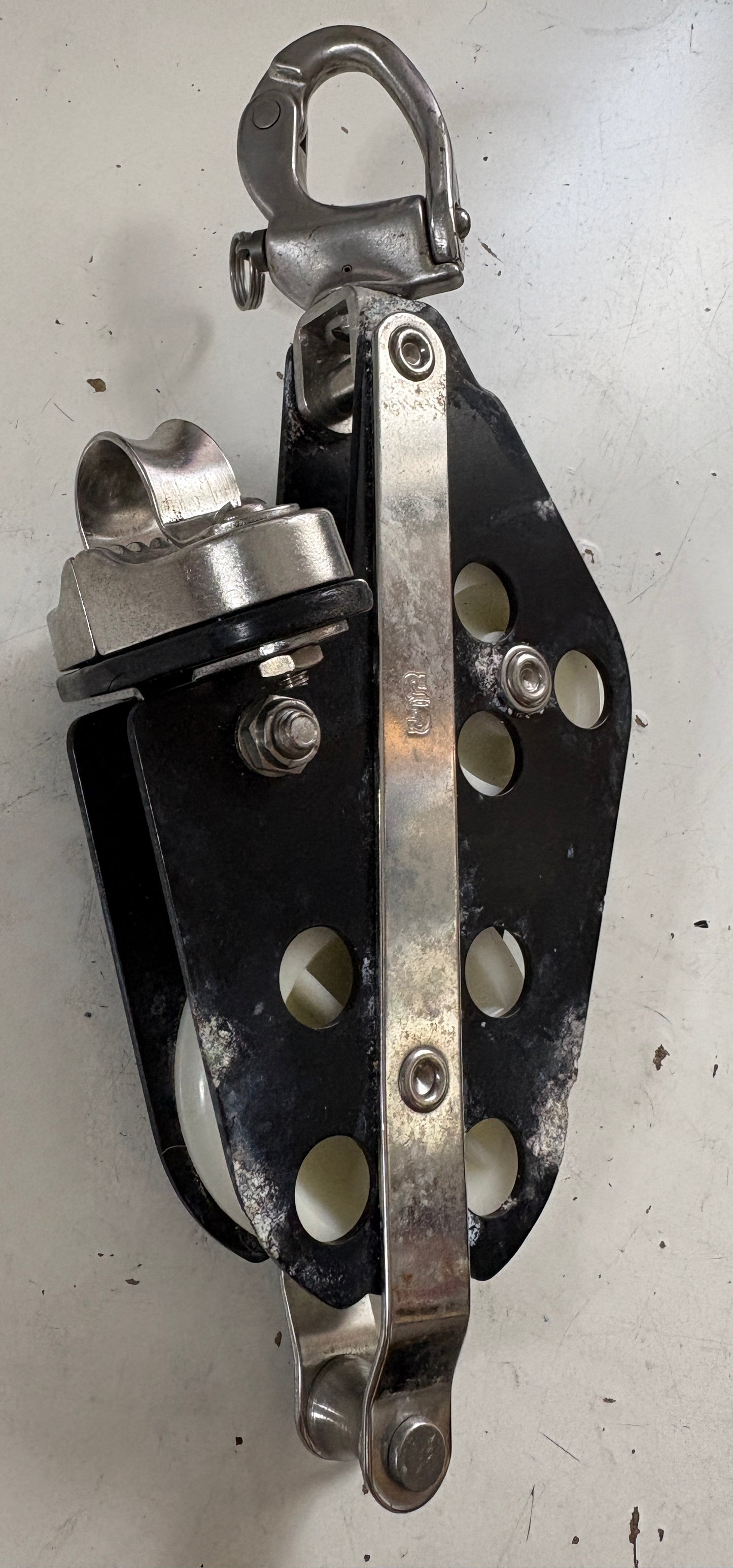 Schaefer Triple Fiddle Block With Snap Shackle, Cam and Beckett- 5/8" Line