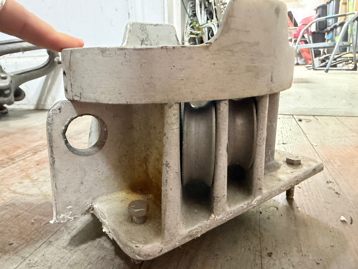 M9 Mast Base With 5 Sheaves - 7 3/4" Long x 4 7/8" Wide Mast Fitting