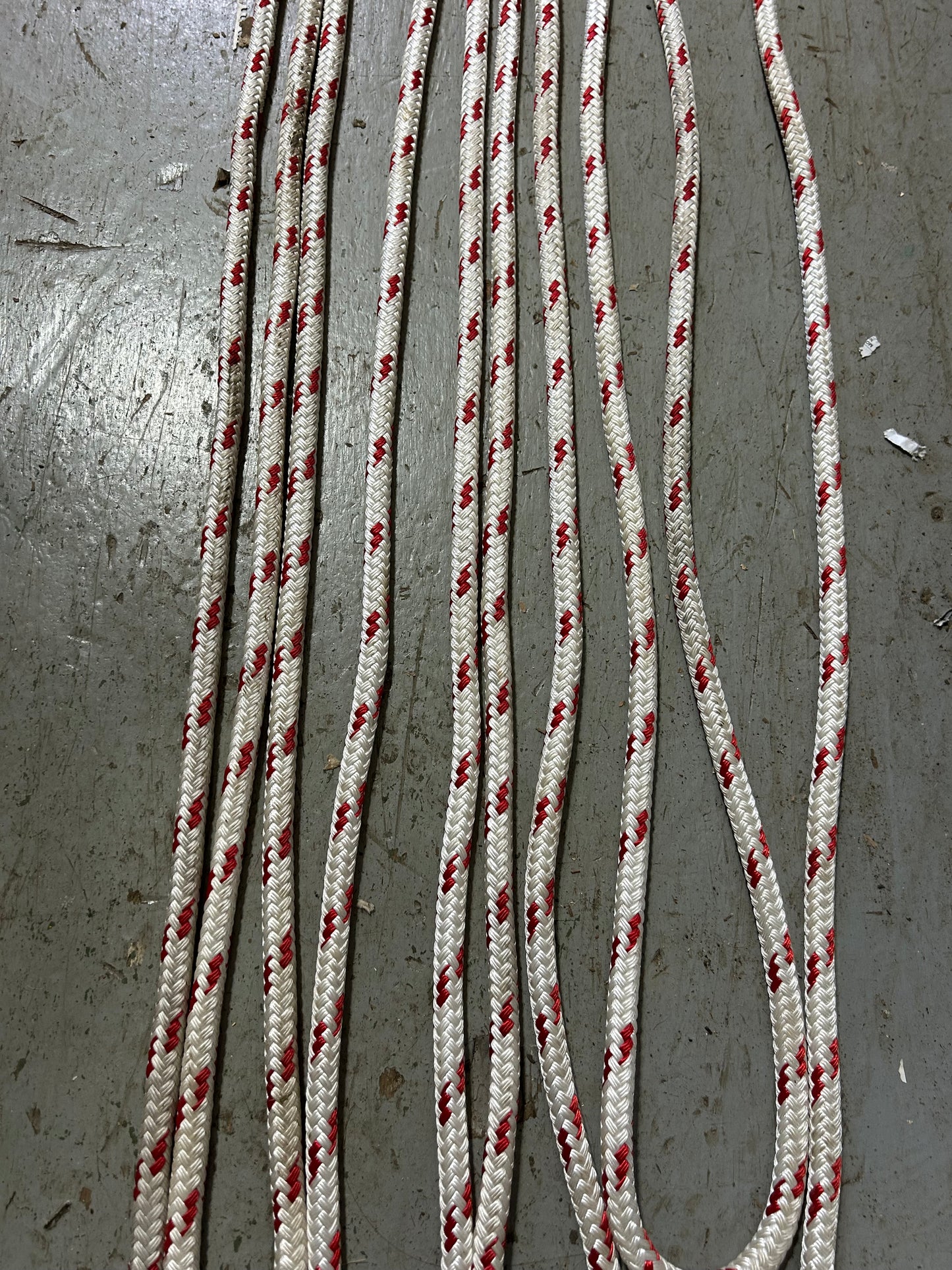 White and Red Halyard Line - 101’ 5” of 7/16”