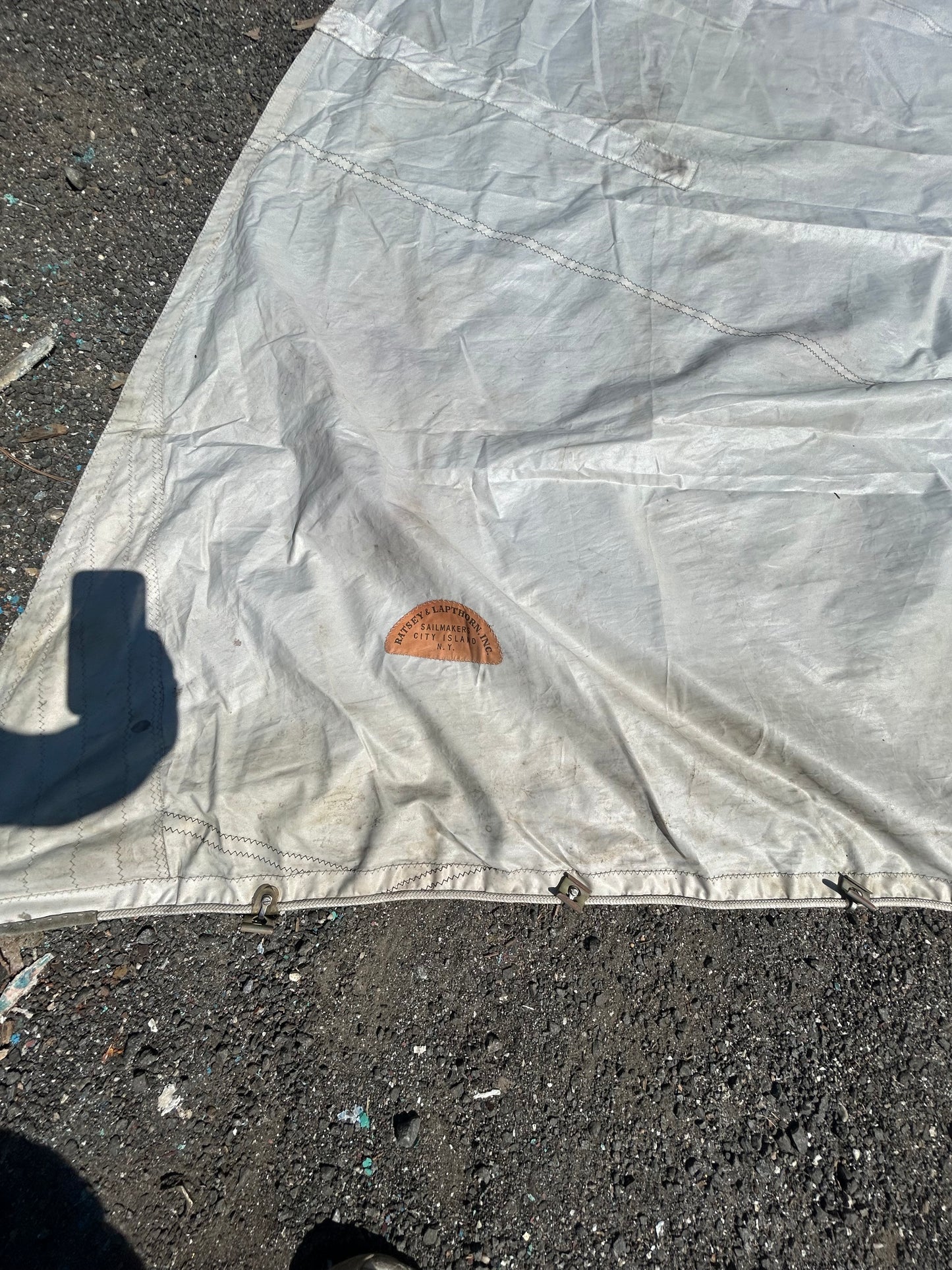 Ratsey & Lapthorn Sail – 23’8” × 21’1” × 9’