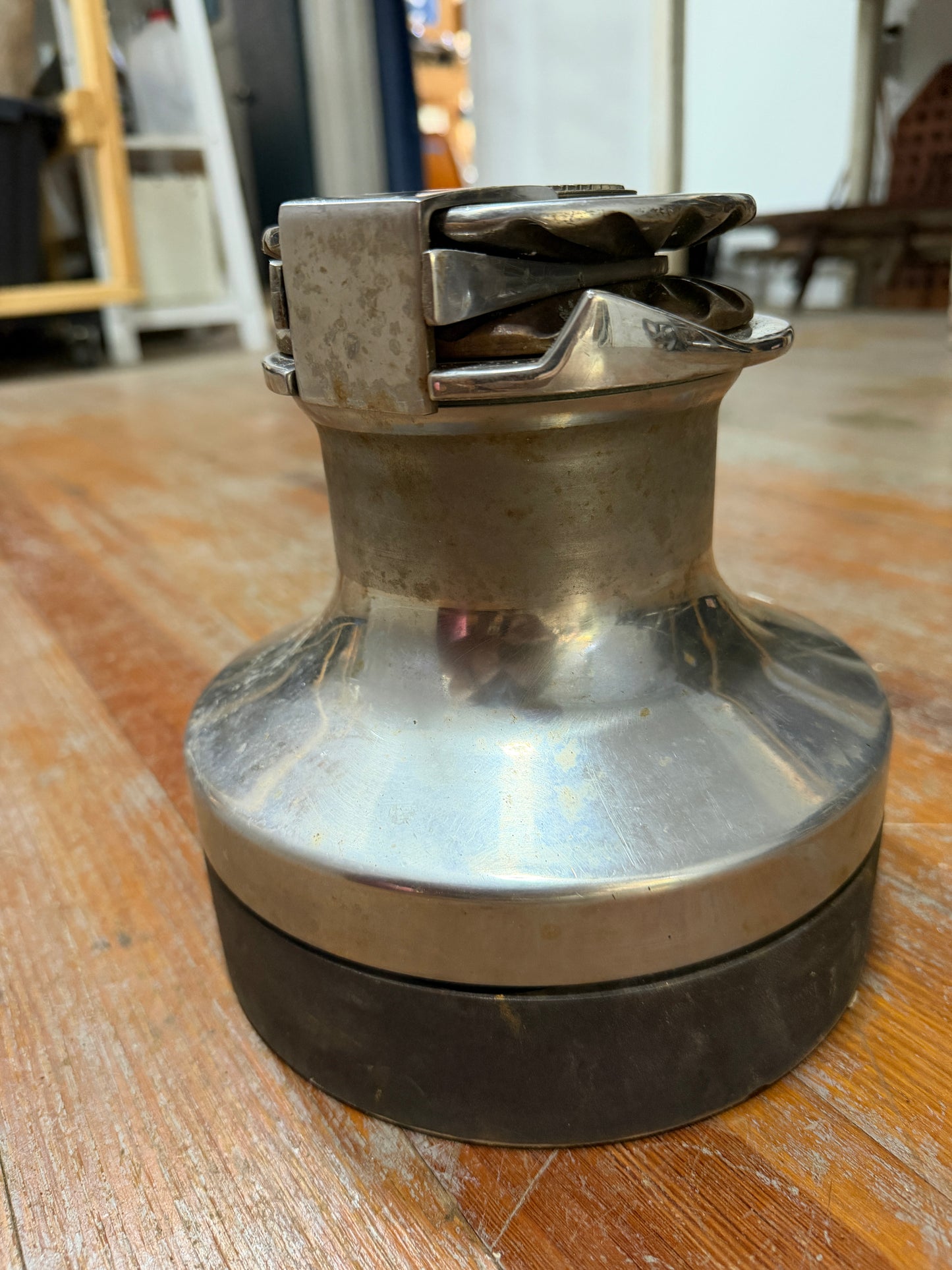 Telo Model 280 Two Speed Self Tailing Winch