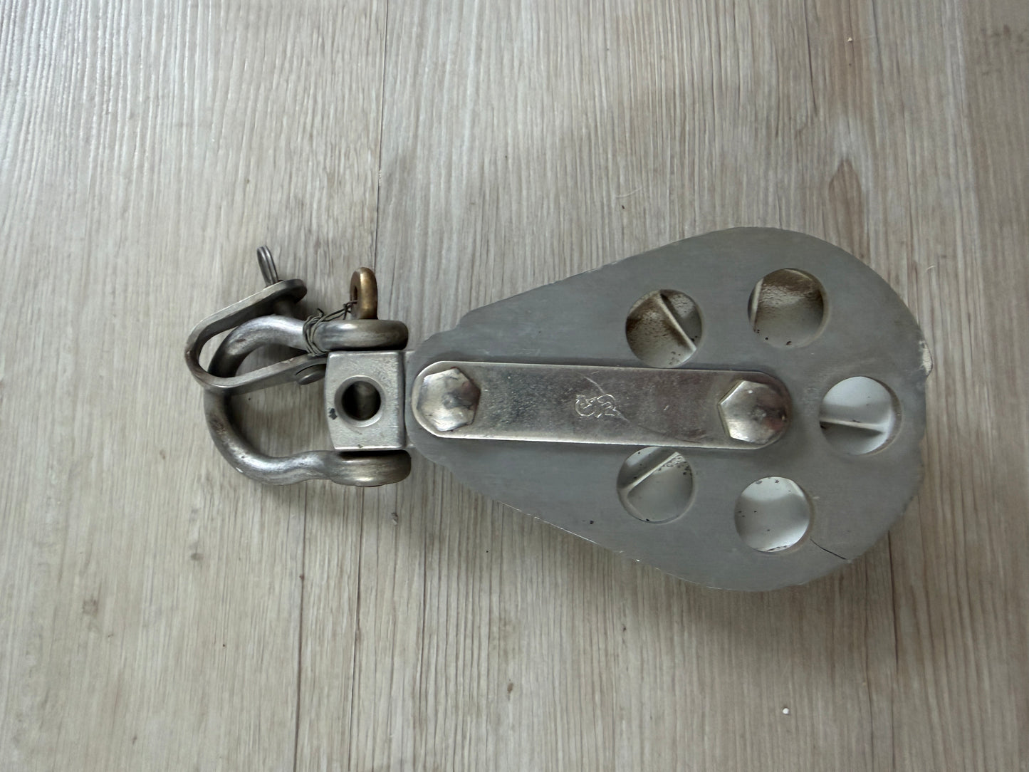 Large Schaefer 3 1/4" Sheave Fixed Single Block - 1/2" Line