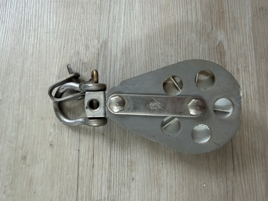 Large Schaefer 3 1/4" Sheave Fixed Single Block - 1/2" Line