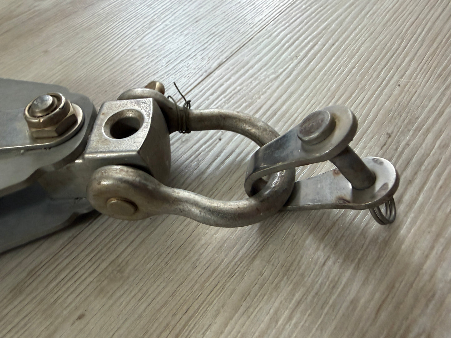 Large Schaefer 3 1/4" Sheave Fixed Single Block - 1/2" Line