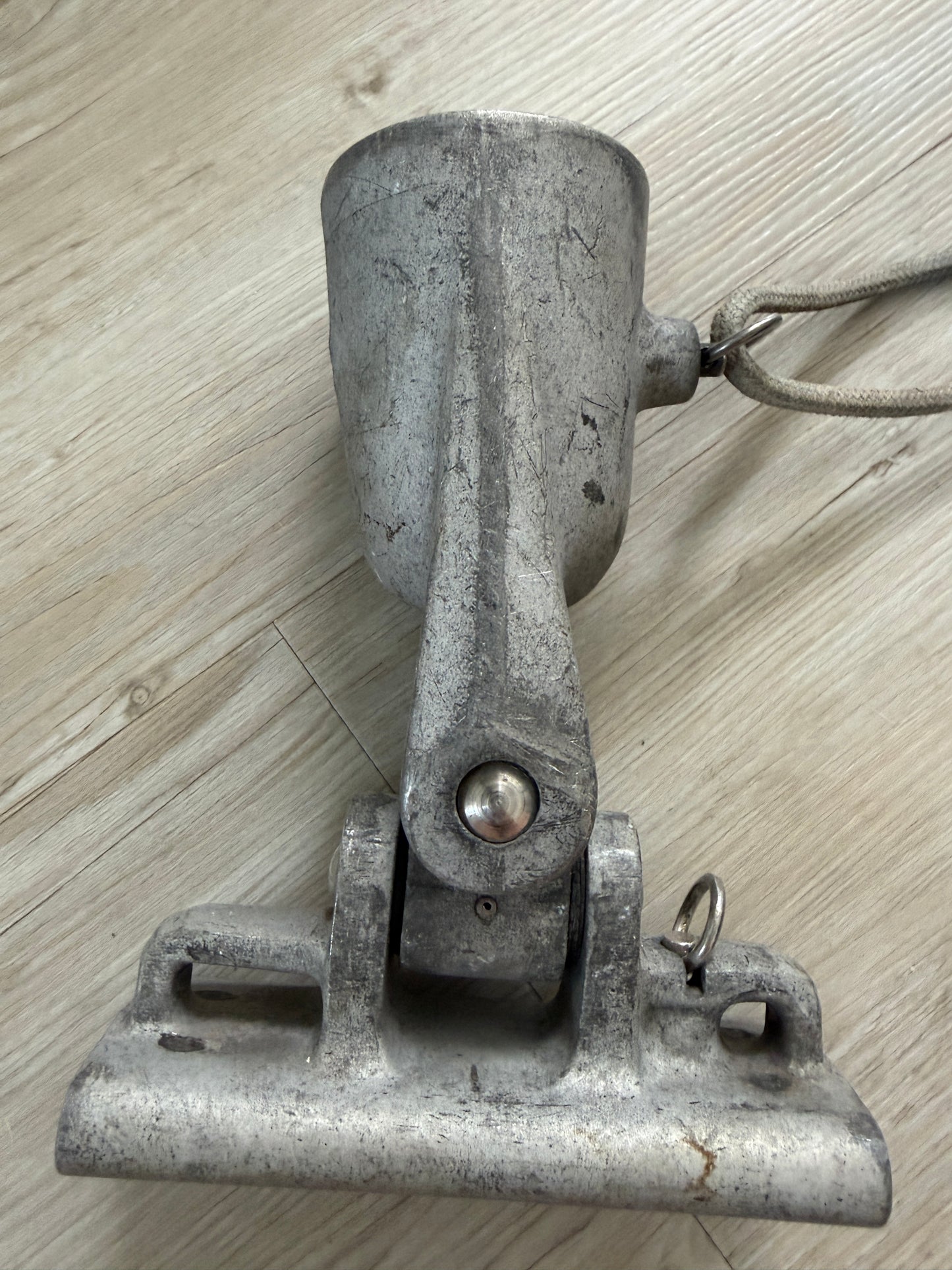 Spinnaker / Whisker Pole Mast Track Fitting Car - 1 1/8" Track