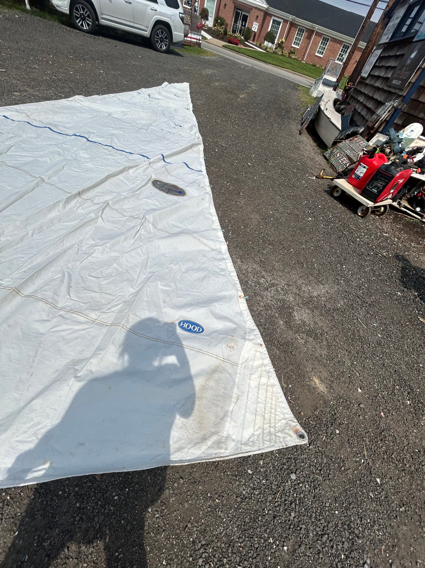 Hood Sail 25’1” x 26’1” x 17’8” – Used Hank-On Genoa/Jib Sail