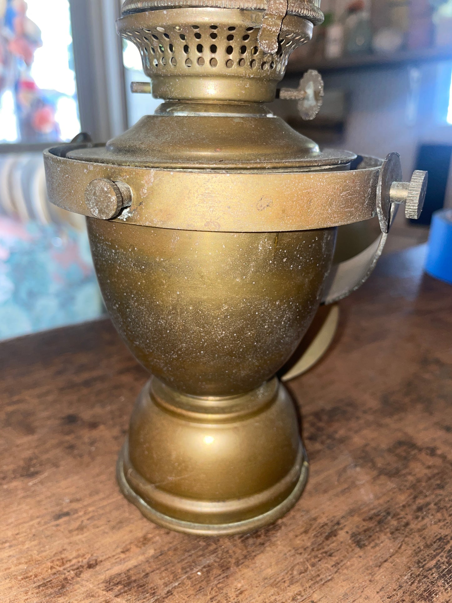 Large Brass Oil Lamp With Gimball & Oil Deflector