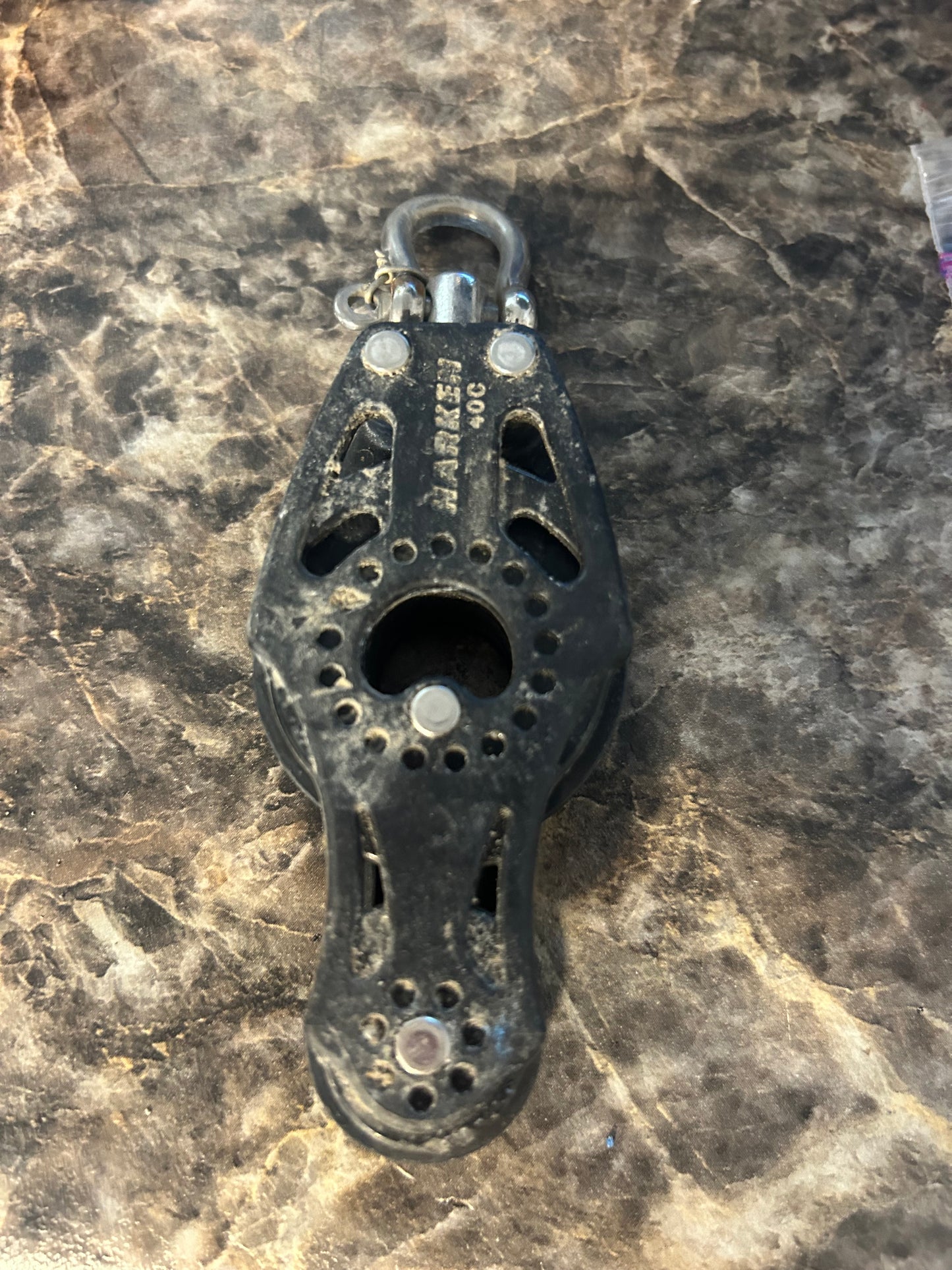 Harken Fiddle Block 40C  #4 Shackle 1-1/2” 7/8” Sheaves 3/8” Line
