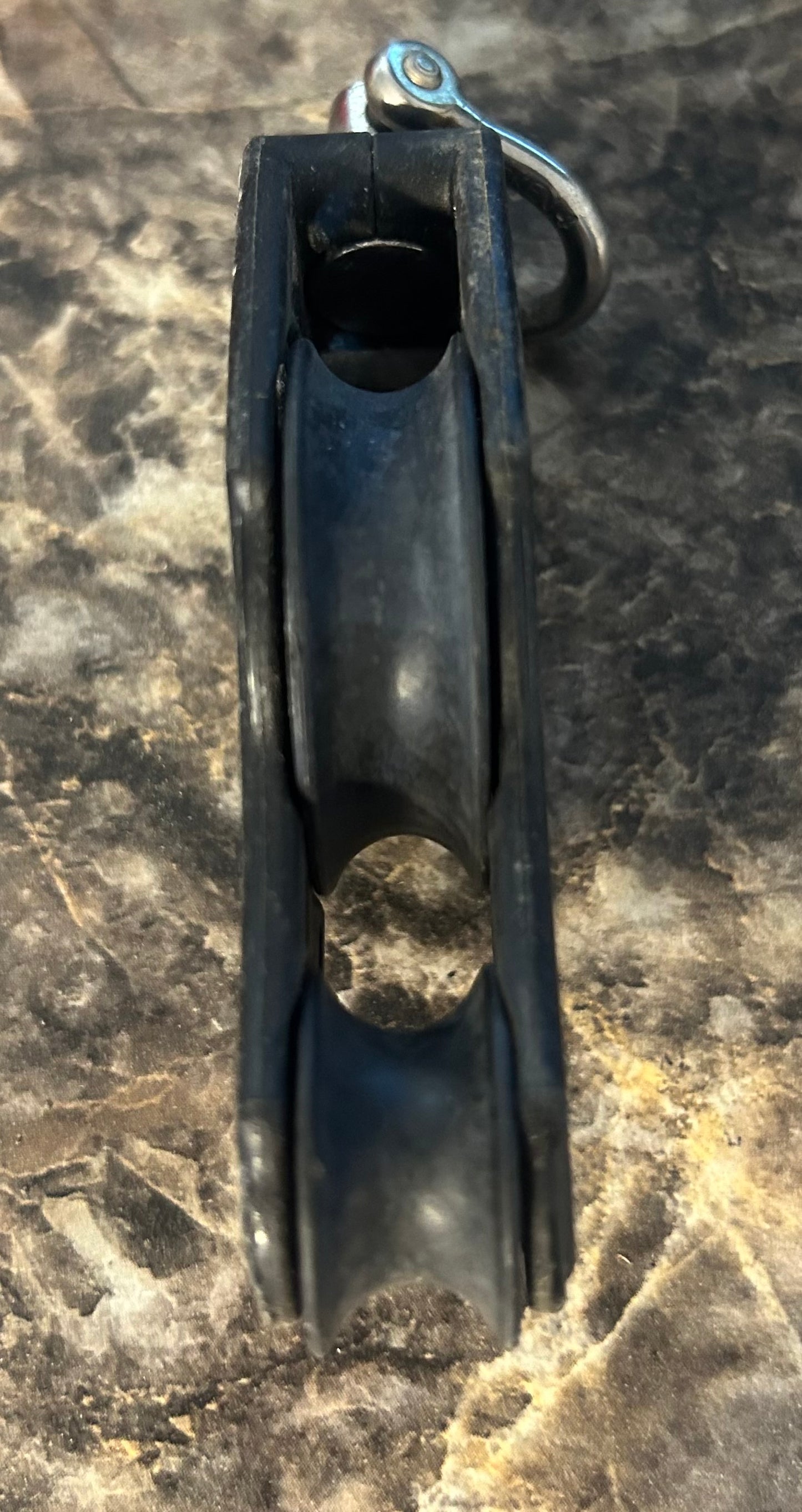 Harken Fiddle Block 40C  #4 Shackle 1-1/2” 7/8” Sheaves 3/8” Line