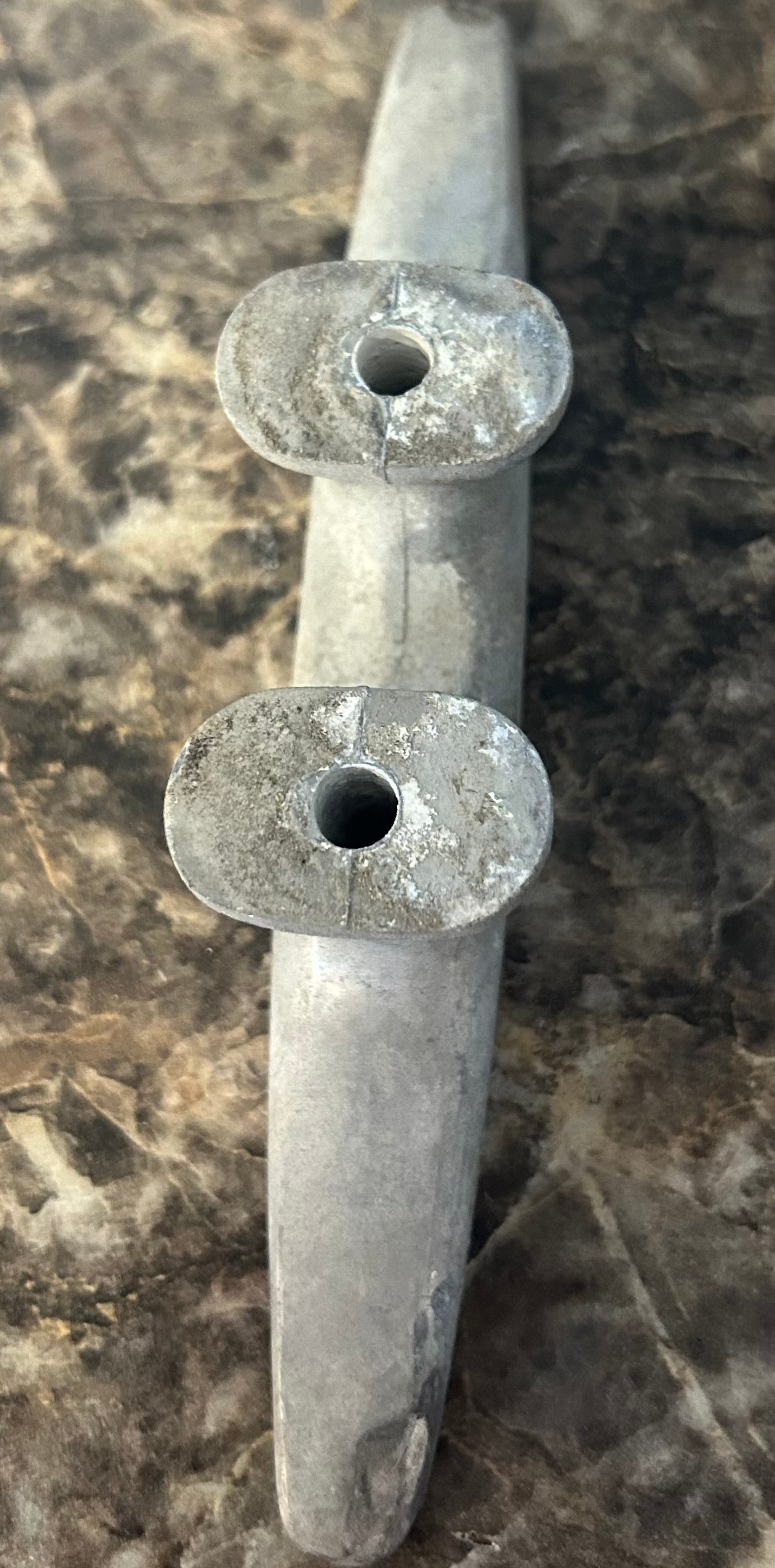 5 7/8”  Merriman Horn Cleat