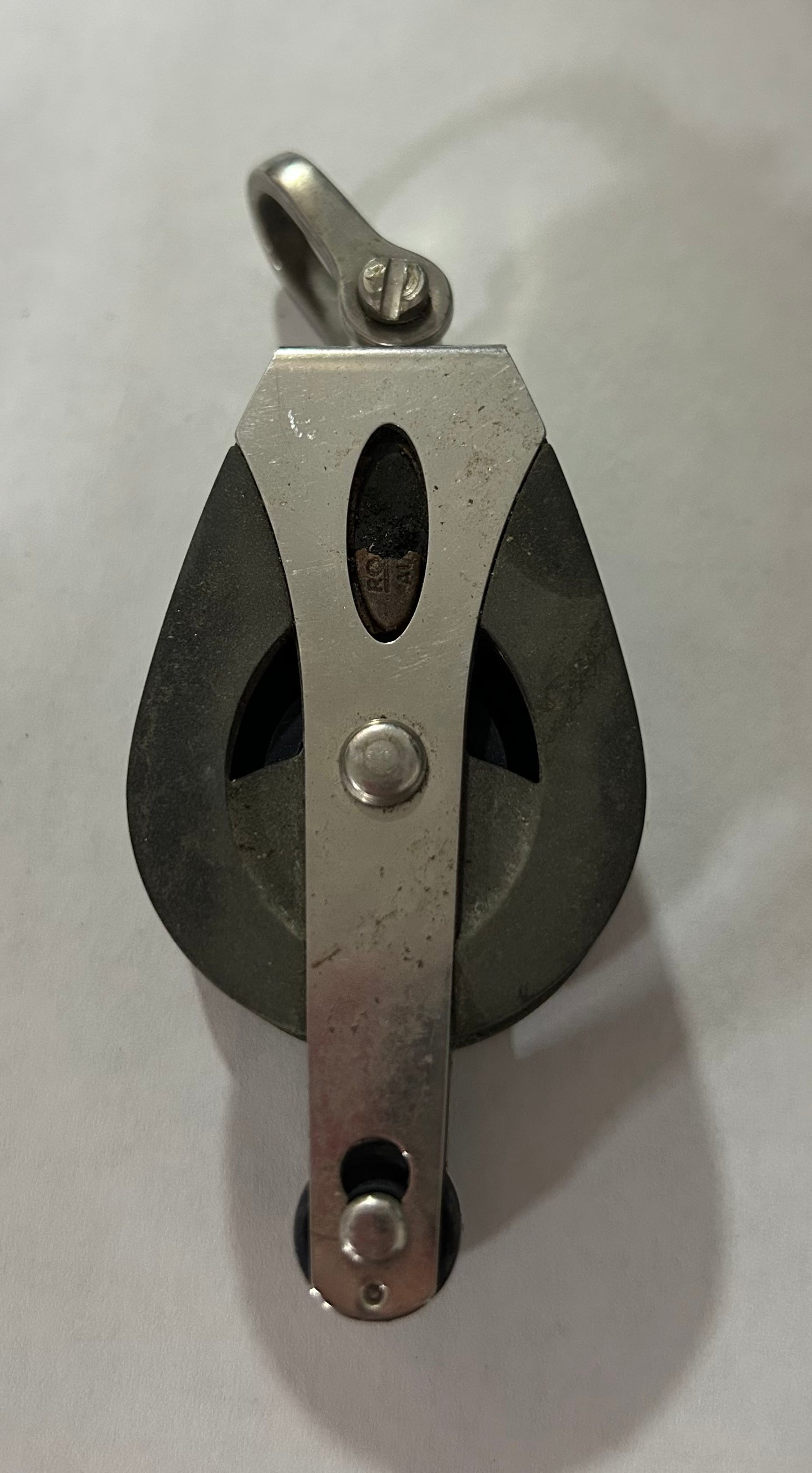 Small Ronstan 1 1/2" Single Swivel Block With Becket - 3/8" Line