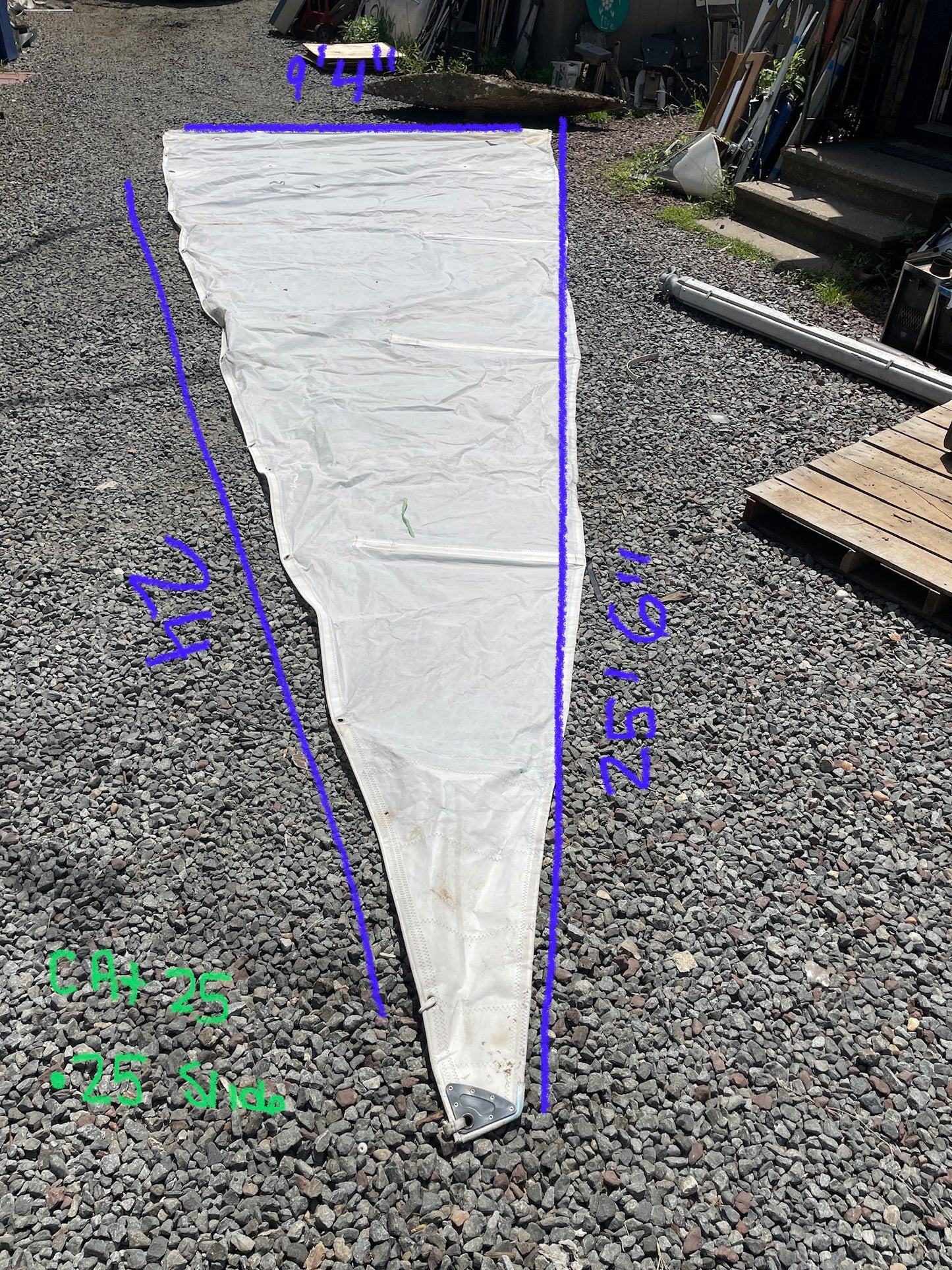 Catalina 25 Mainsail 9’4” x 24’ x 25’6”