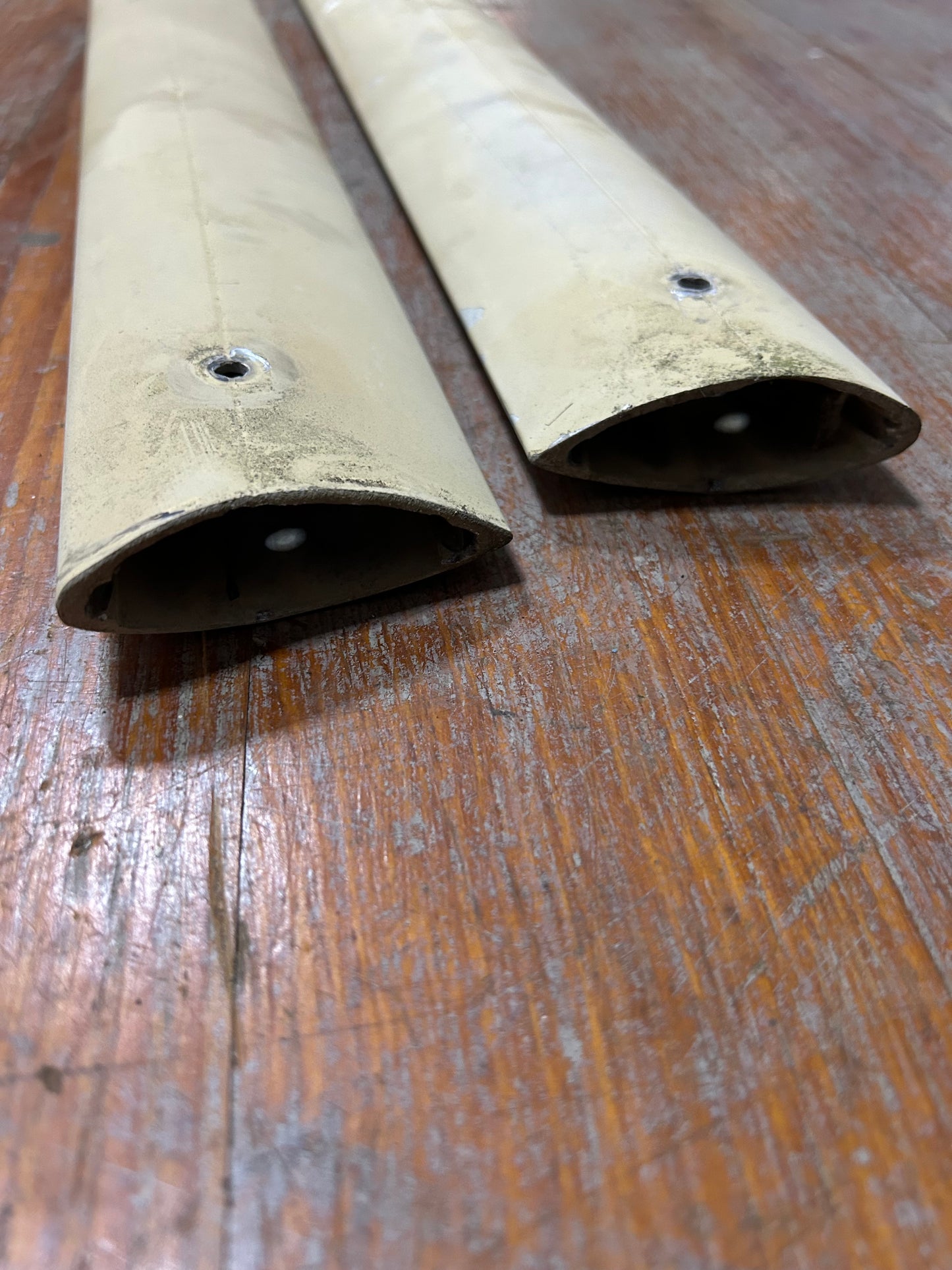 PAIR 37" Painted Aluminum Spreaders from ODAY 28