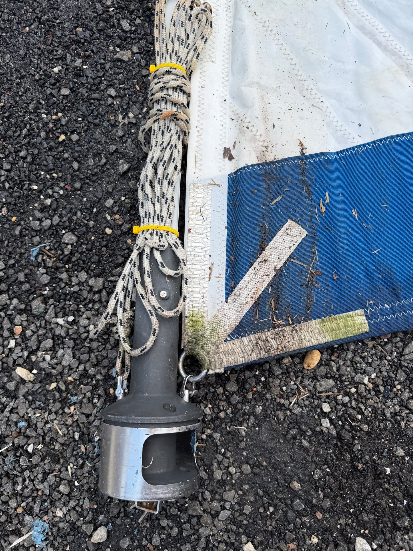 Complete CDI Roller Furler - 26'10" Total Length - SAIL 24'10" x 24'5" x 12'7"
