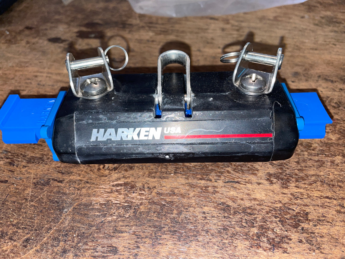Harken Small Boat 1250 Traveler Car W/Shackle & Control- 7/8” Track