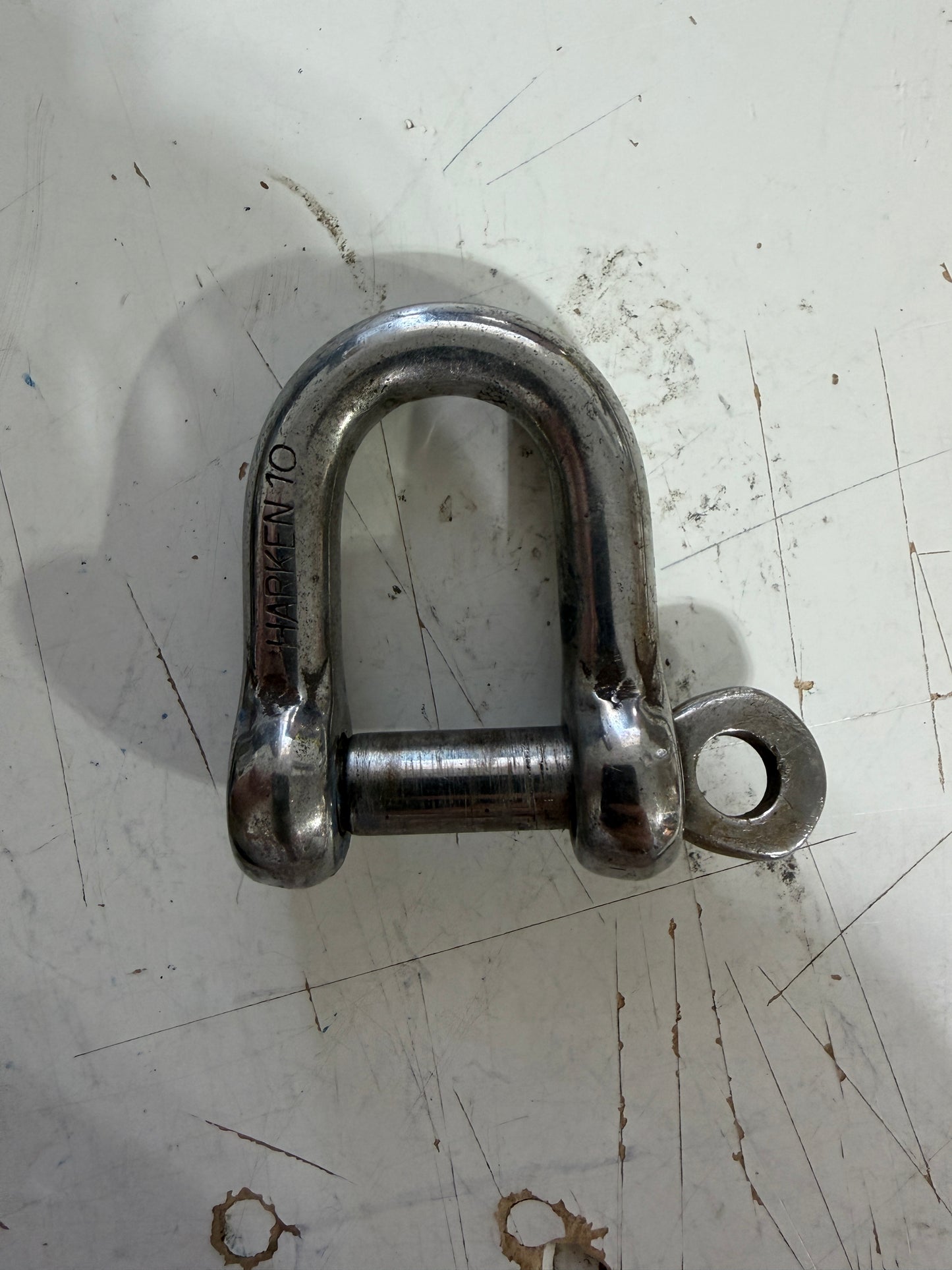 Harken 10 Stainless Steel Shackle - 3/4" Width