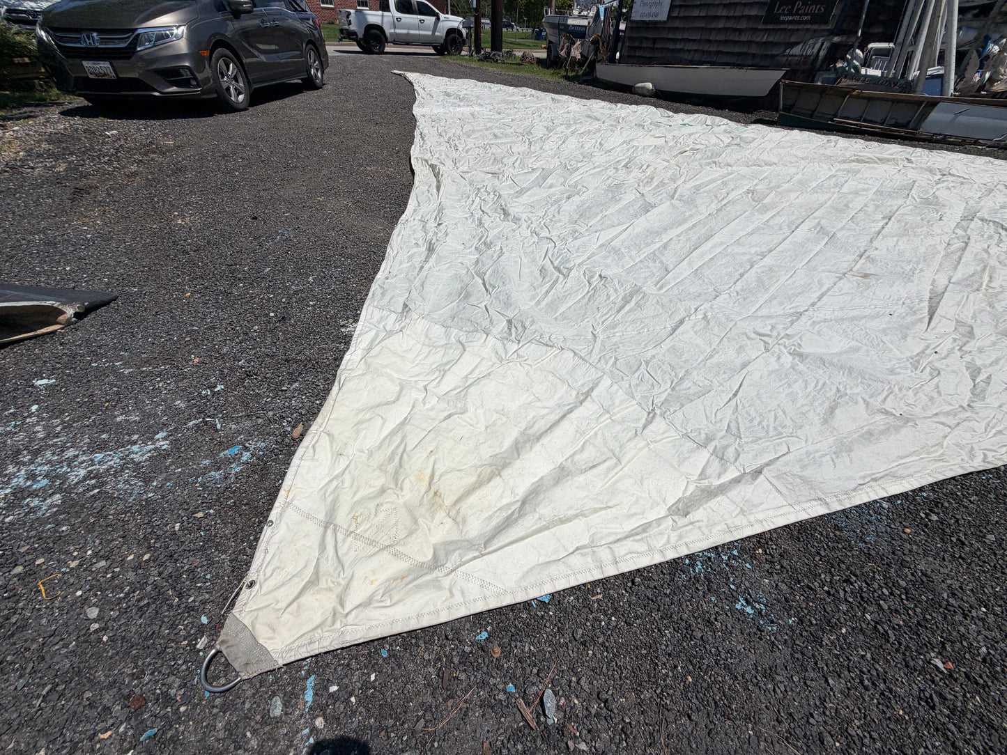 Columbia 43 - Headsail / Genoa - 50'10" x 46'2" x 29'5" - Hank On