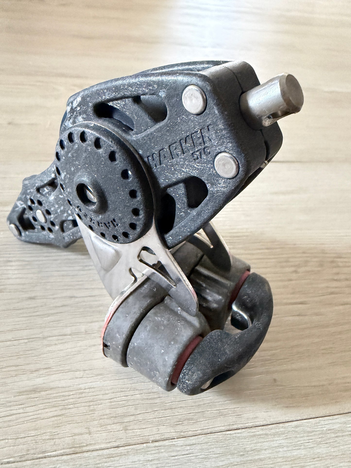 Harken 57C Fiddle Block With Cam Cleat & Becket- 7/16" Line