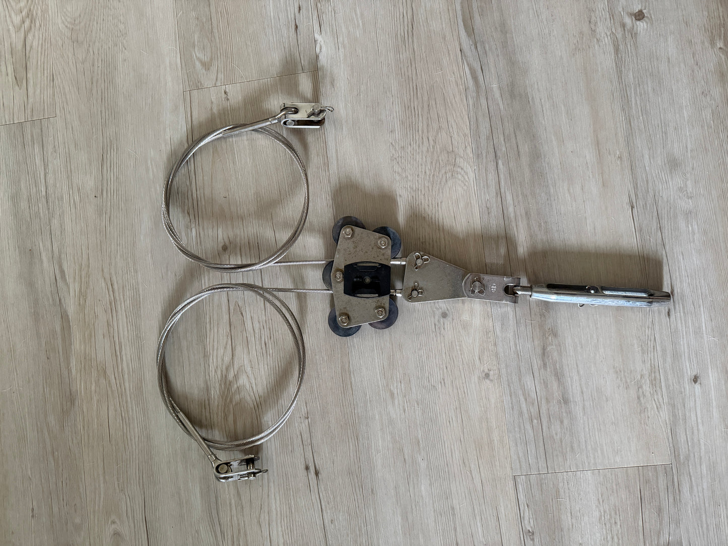 Adjustable Backstay System